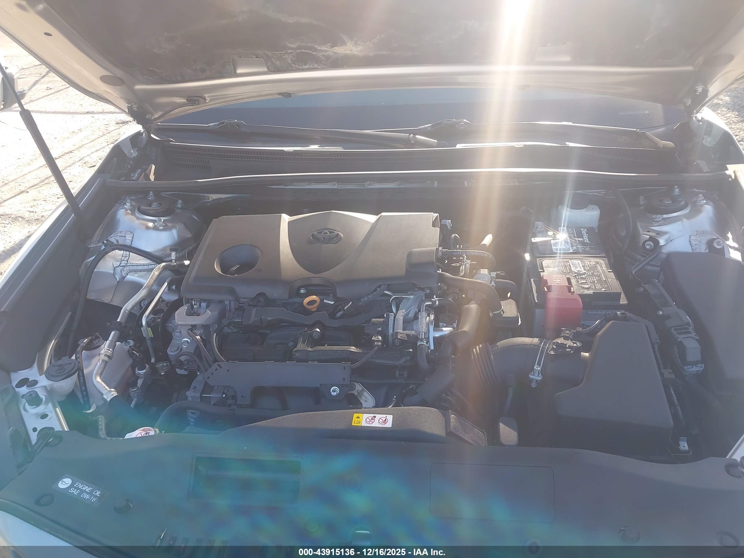 TOYOTA CAMRY image 10