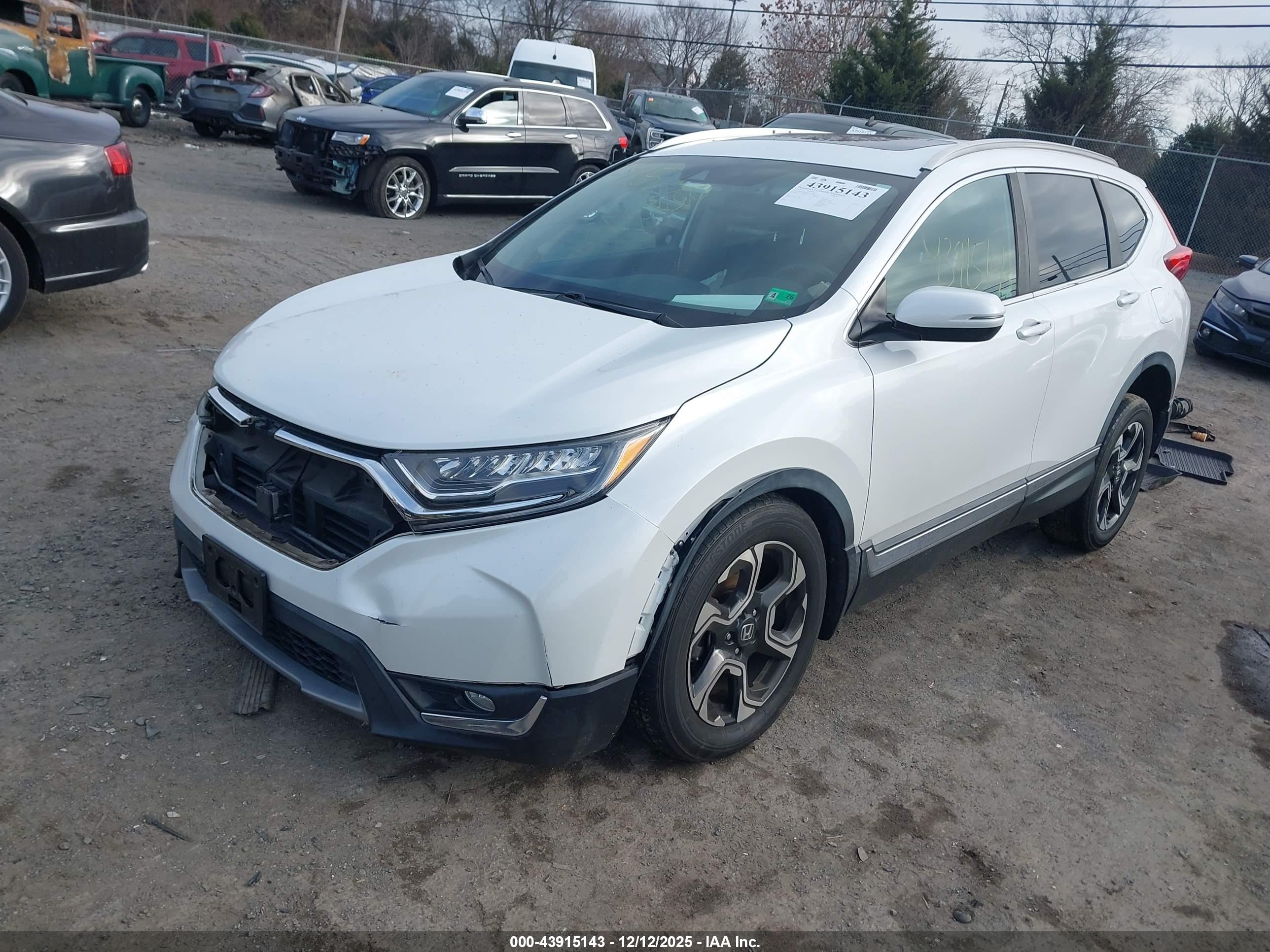 HONDA CR-V image 2