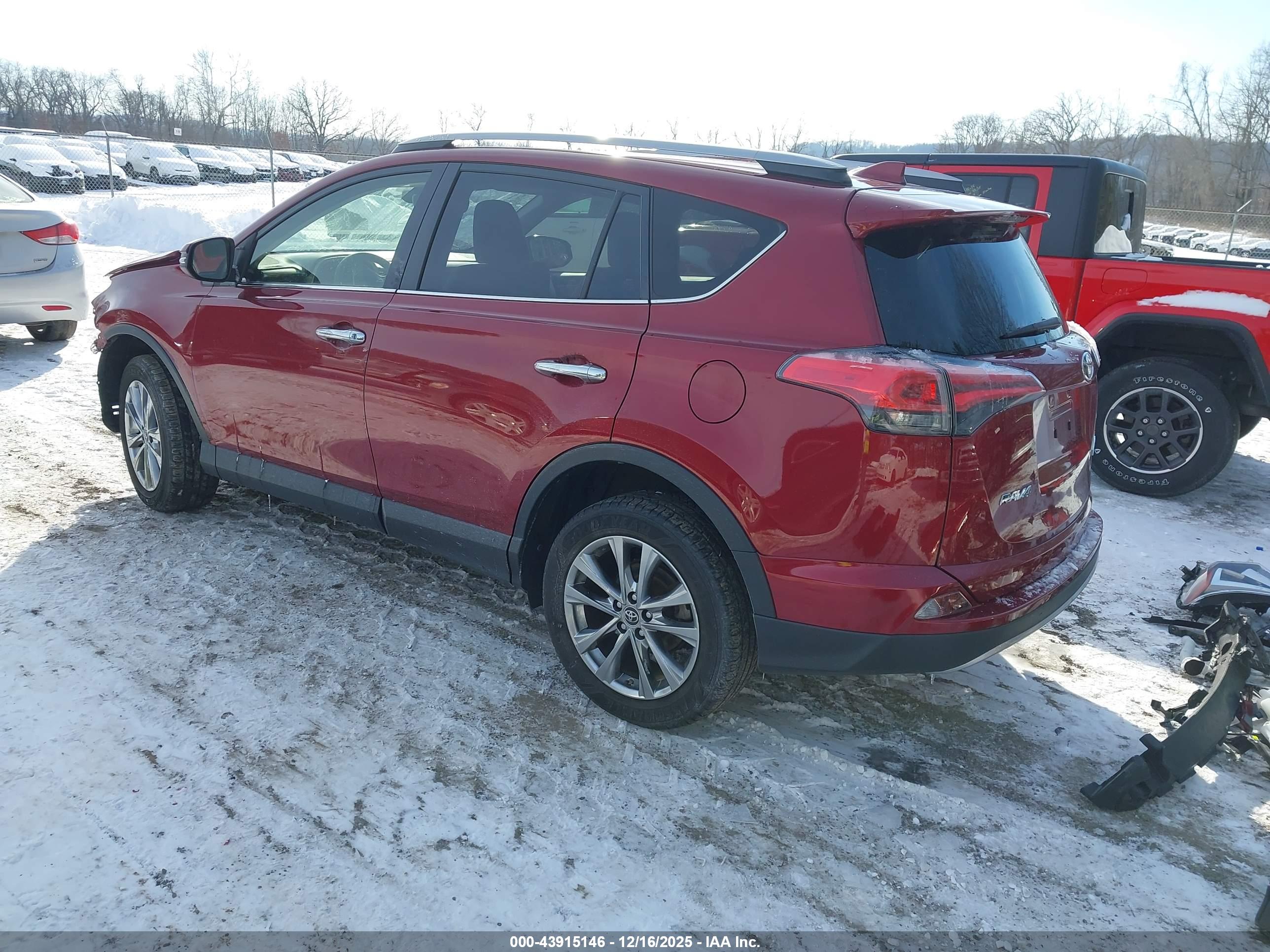TOYOTA RAV4 image 3
