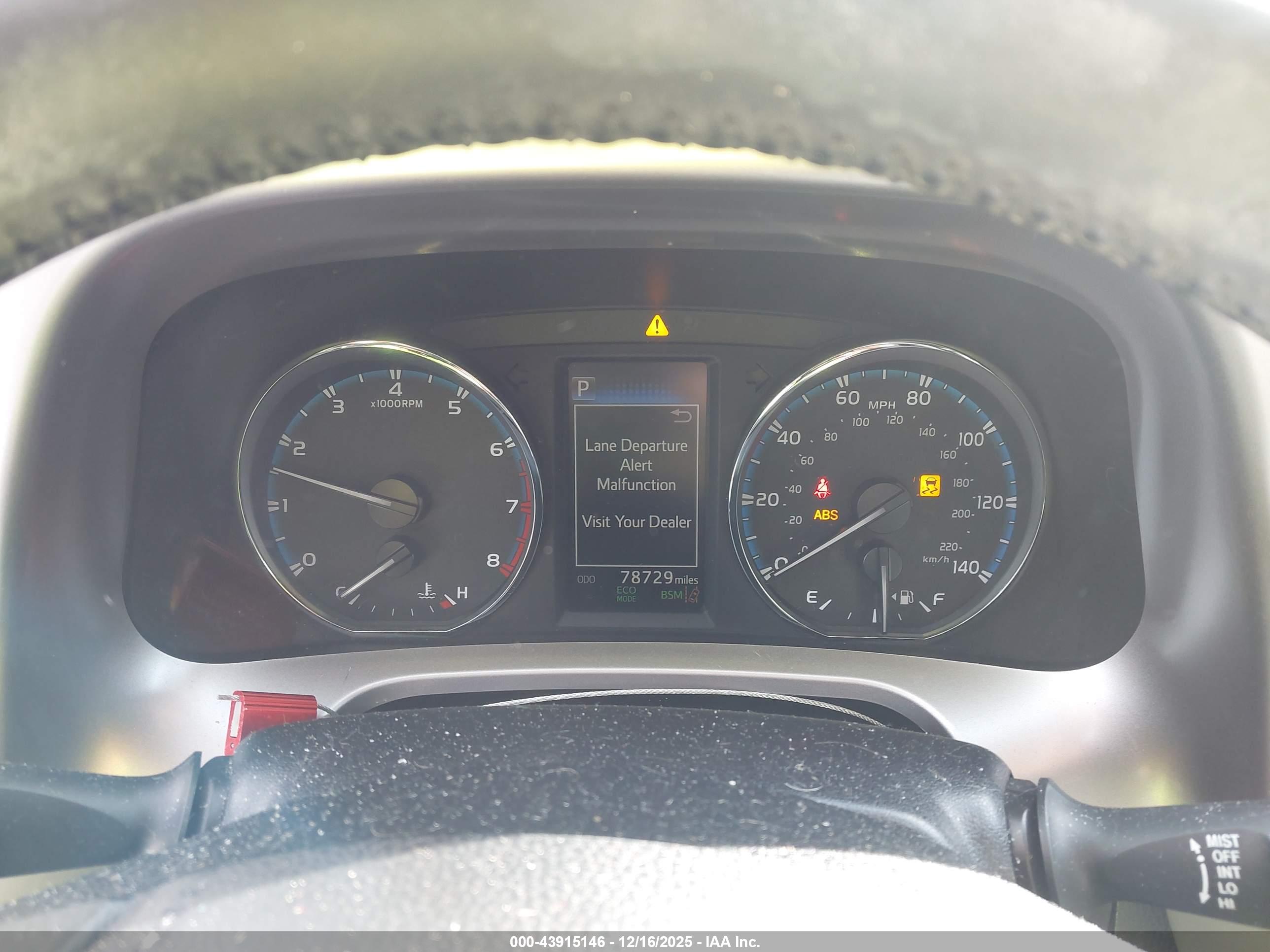 TOYOTA RAV4 image 7