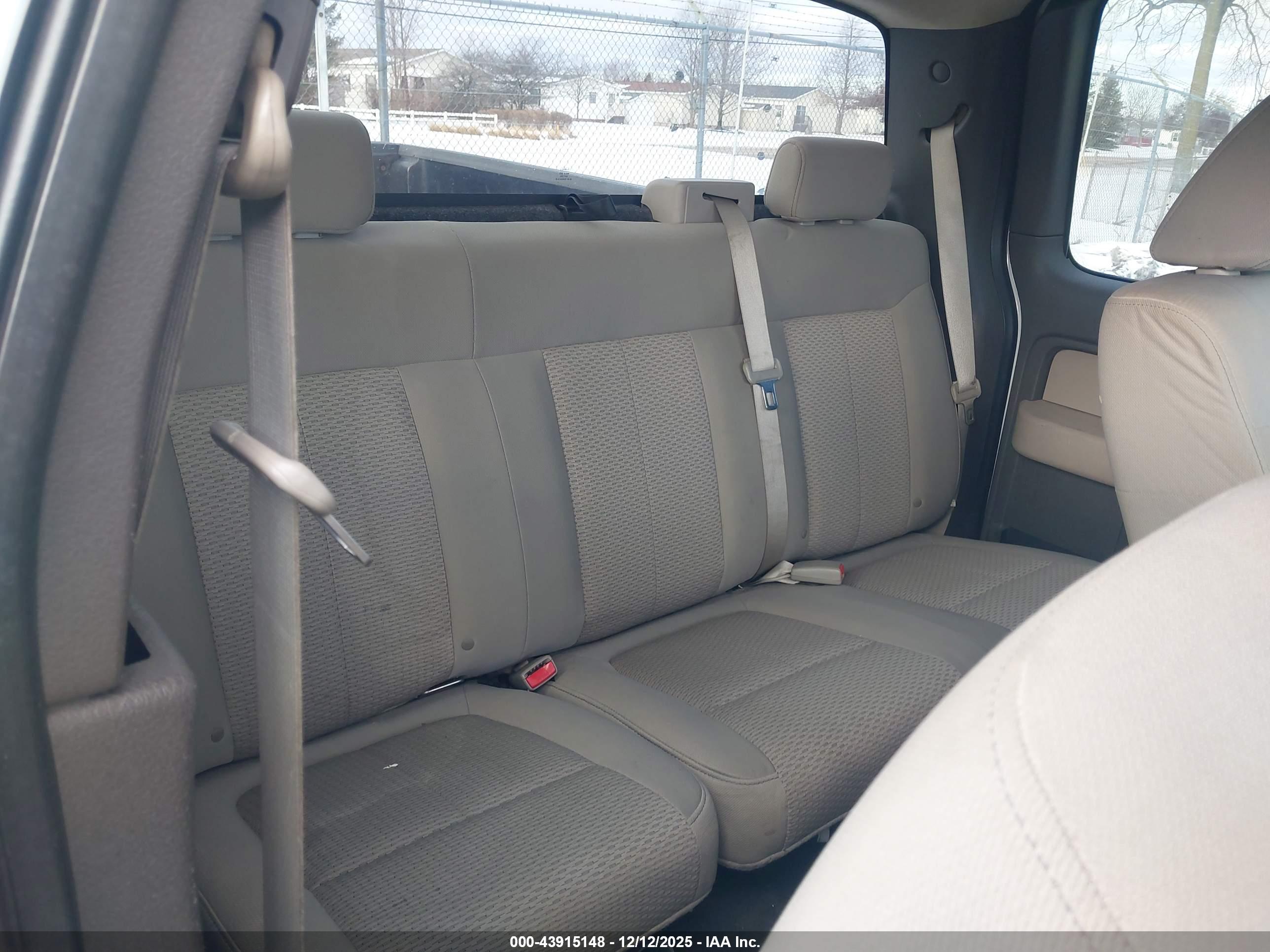 FORD F-150 image 8