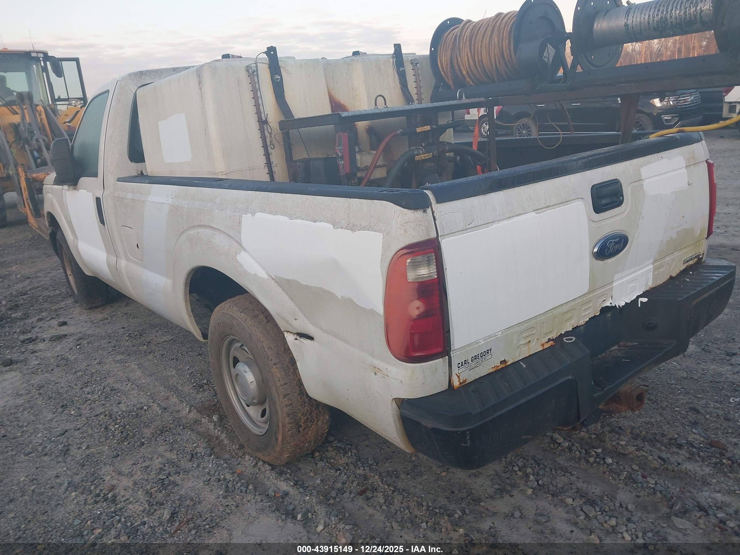 FORD F-350 image 3