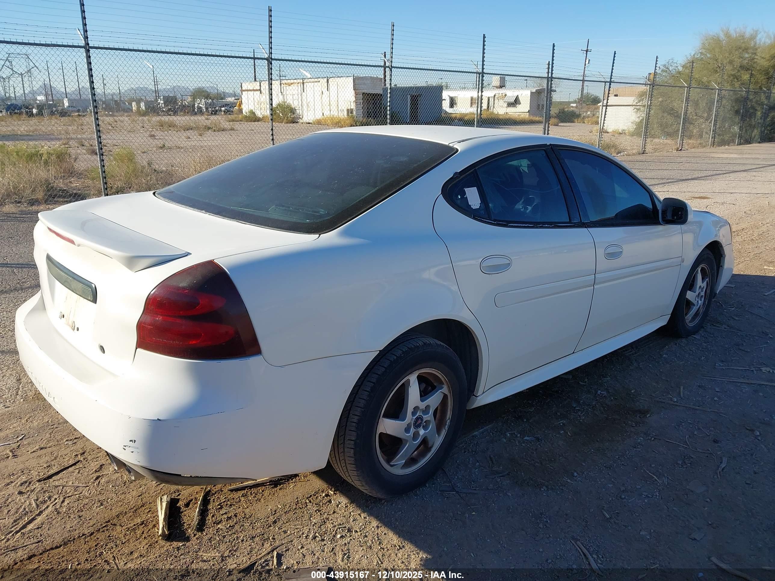 PONTIAC GRAND image 4