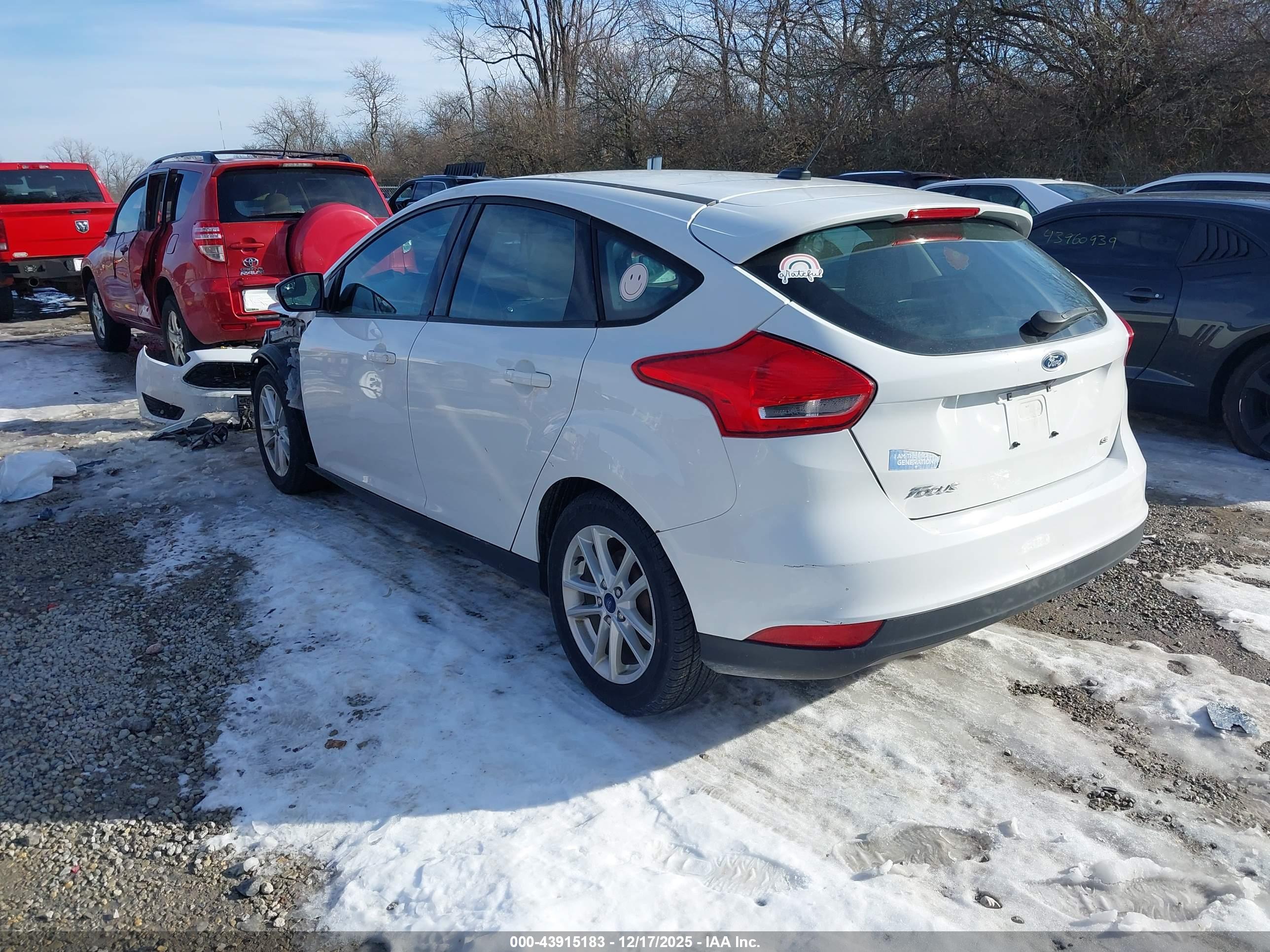 FORD FOCUS image 3