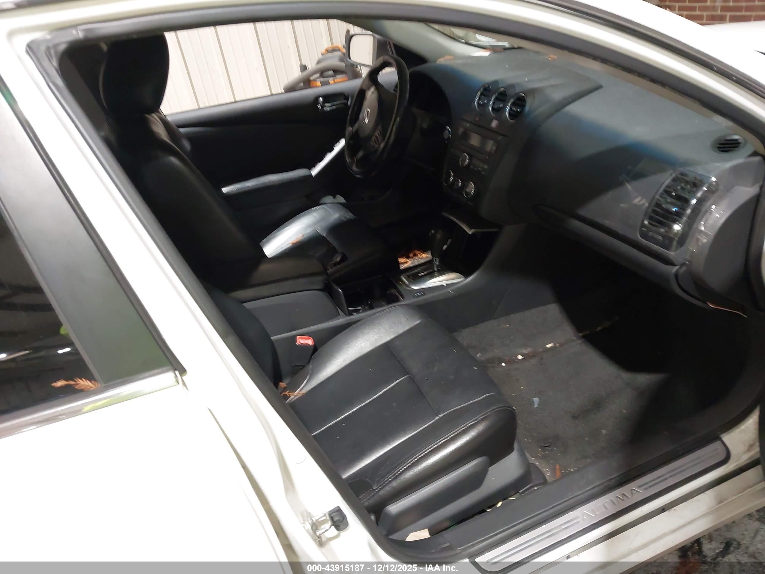NISSAN ALTIMA image 5