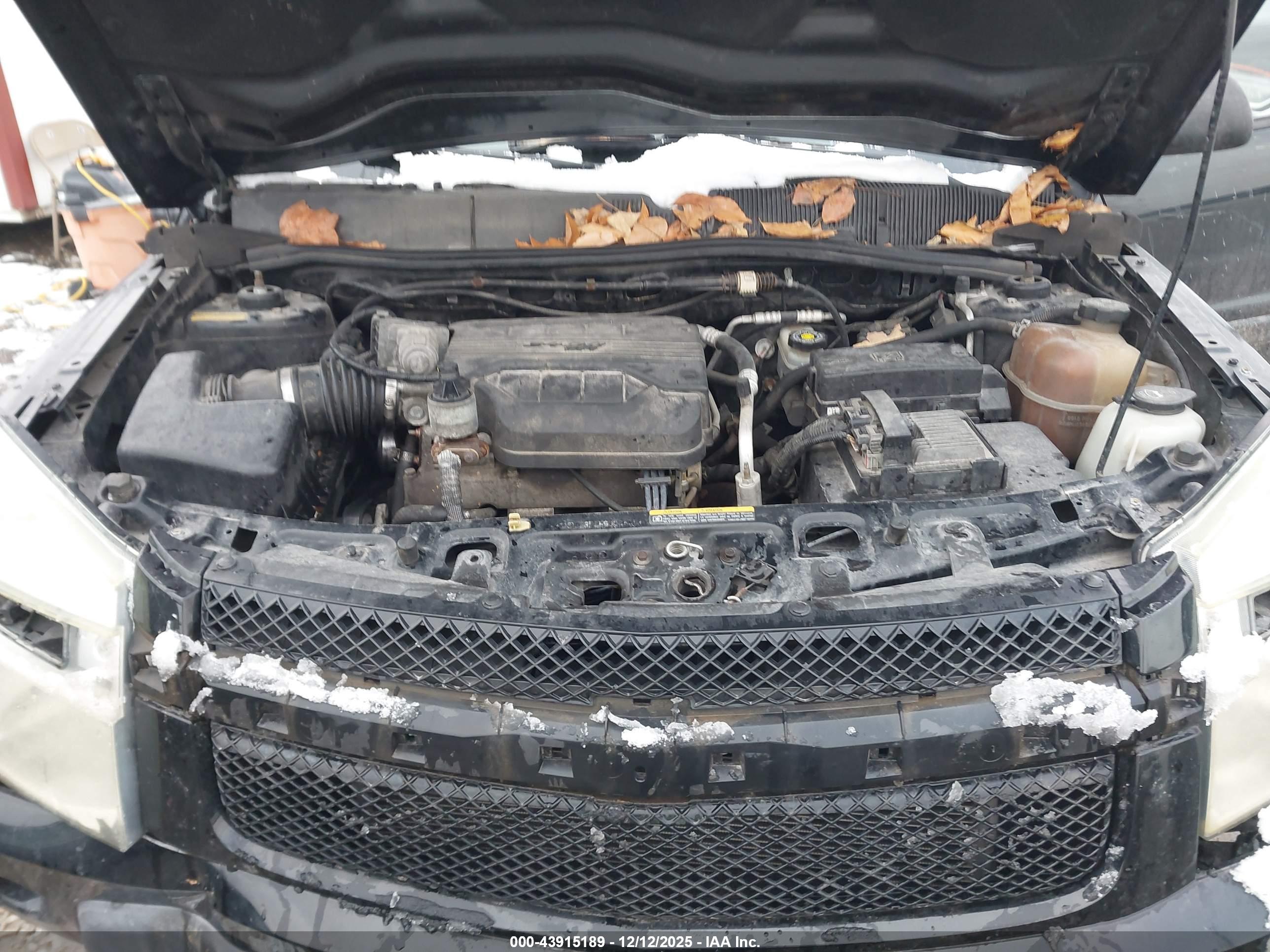 CHEVROLET EQUINOX image 10