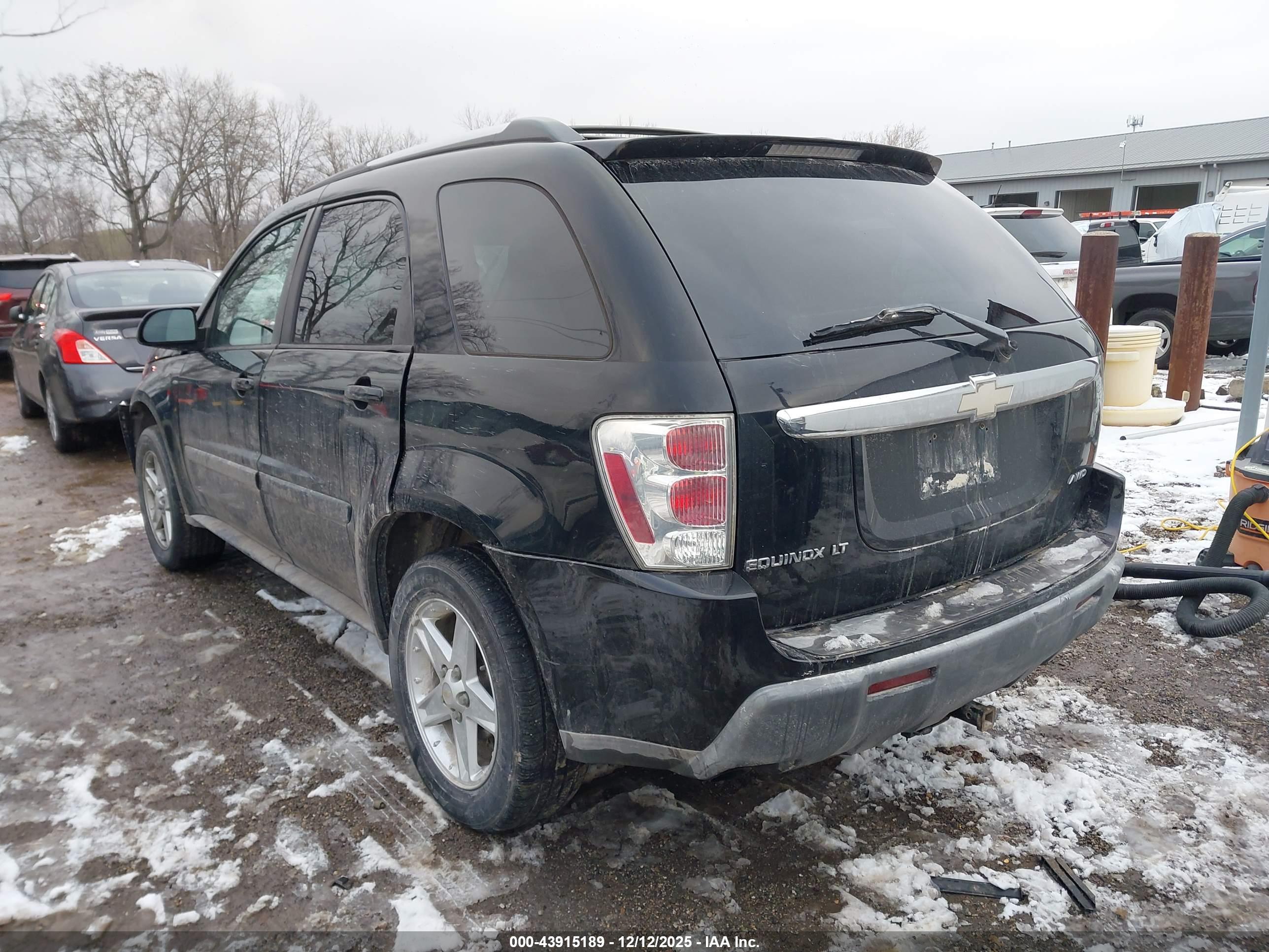 CHEVROLET EQUINOX image 3