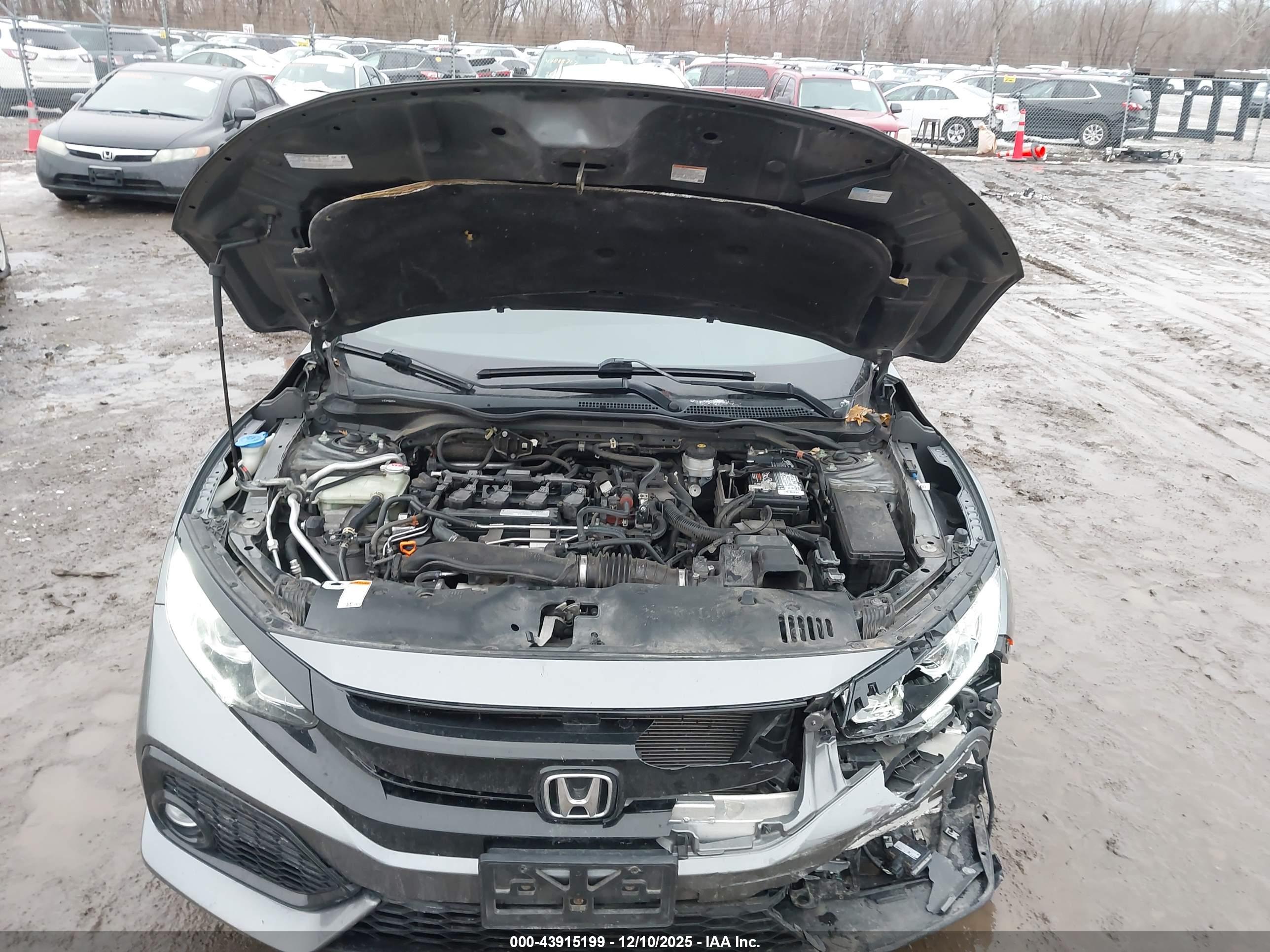 HONDA CIVIC image 10