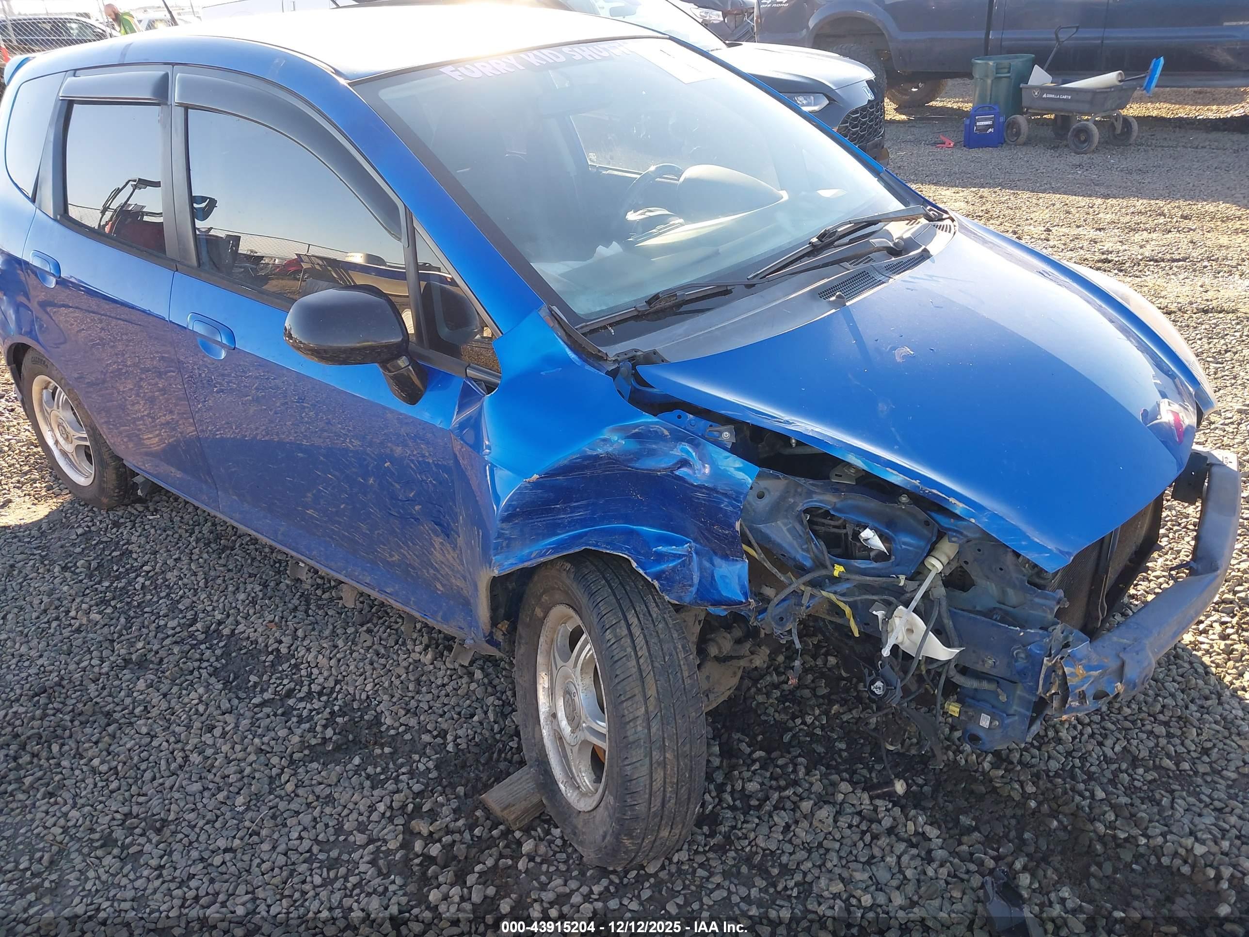 HONDA FIT image 6