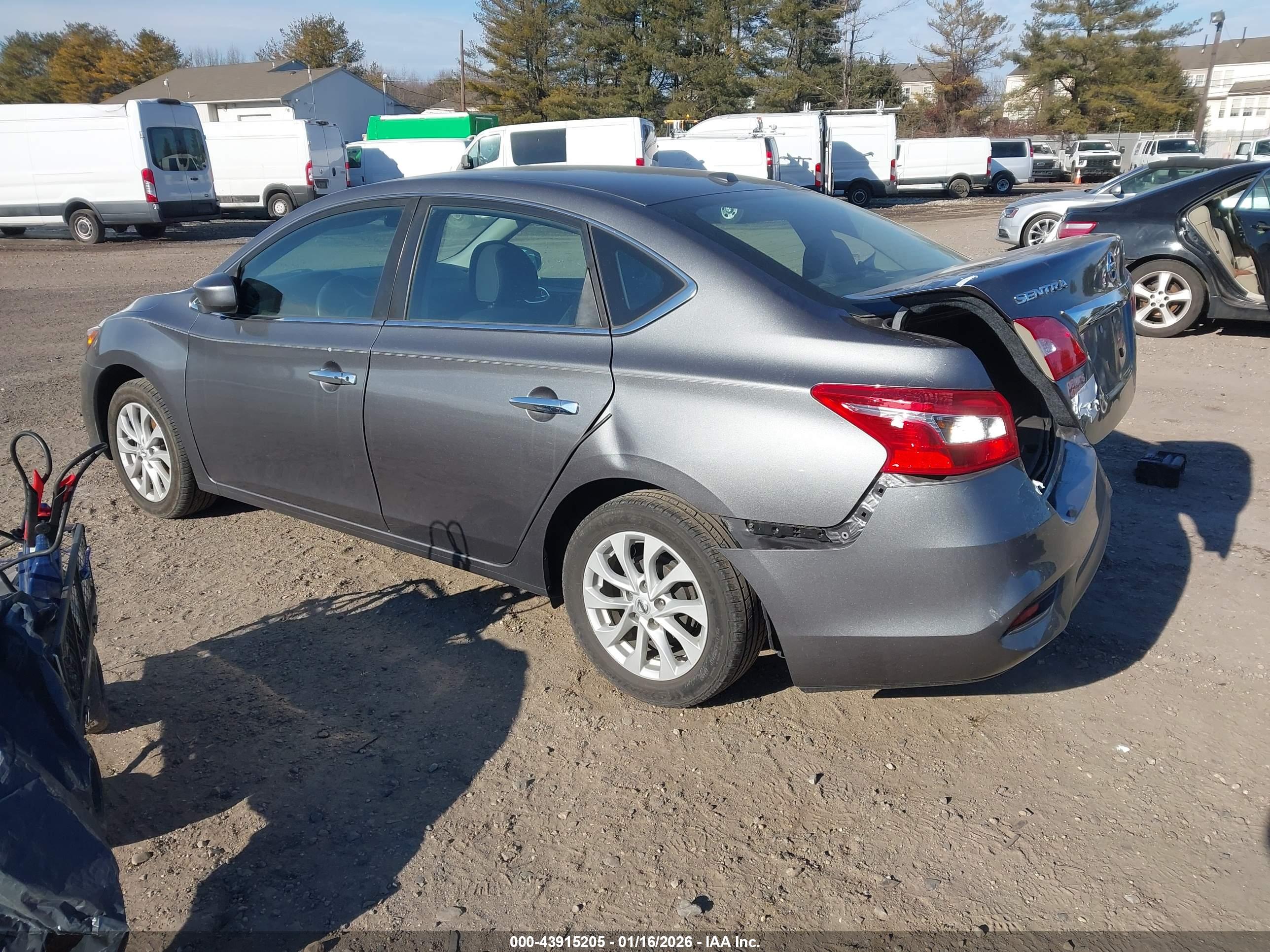 NISSAN SENTRA image 3