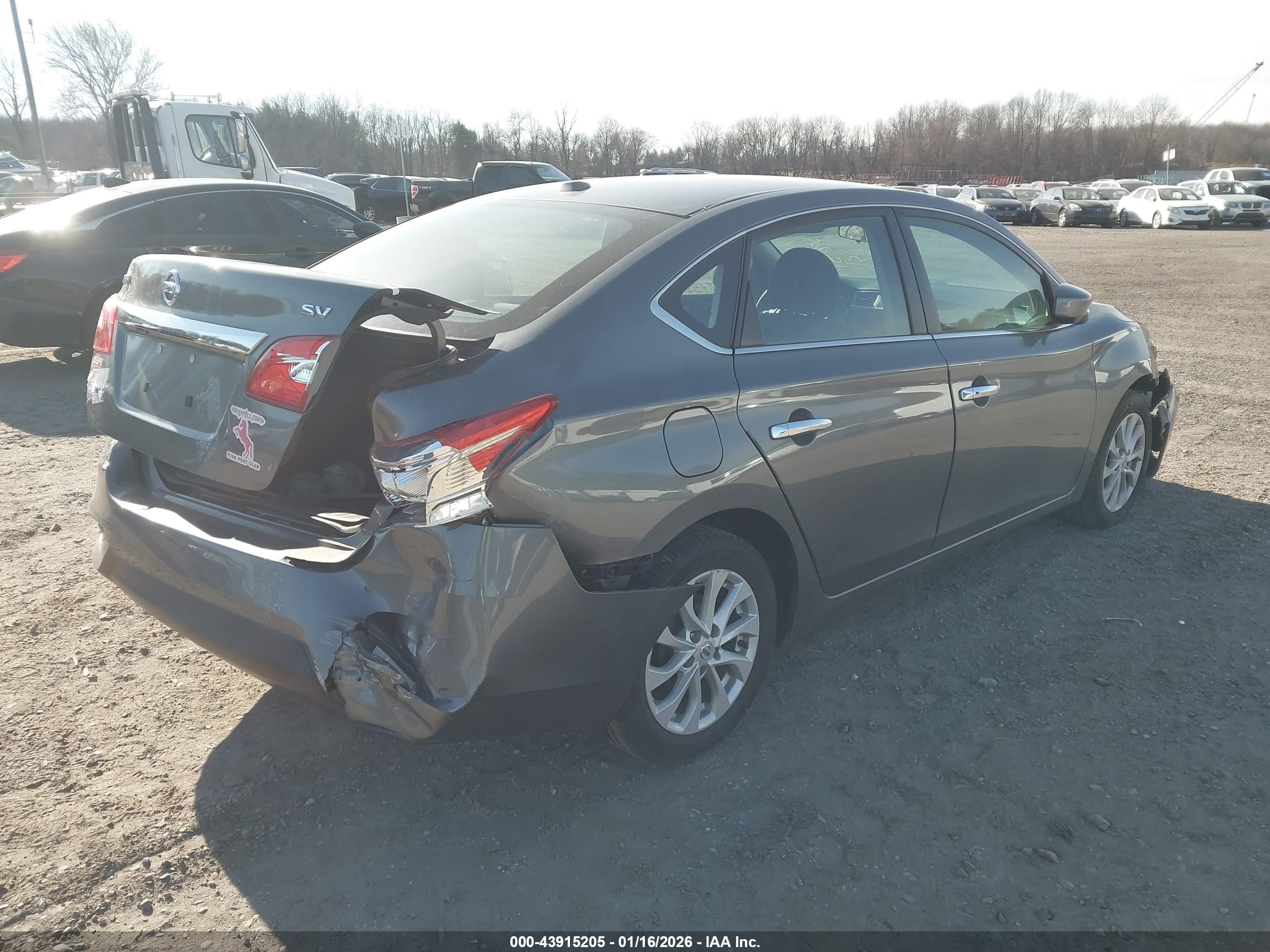 NISSAN SENTRA image 4