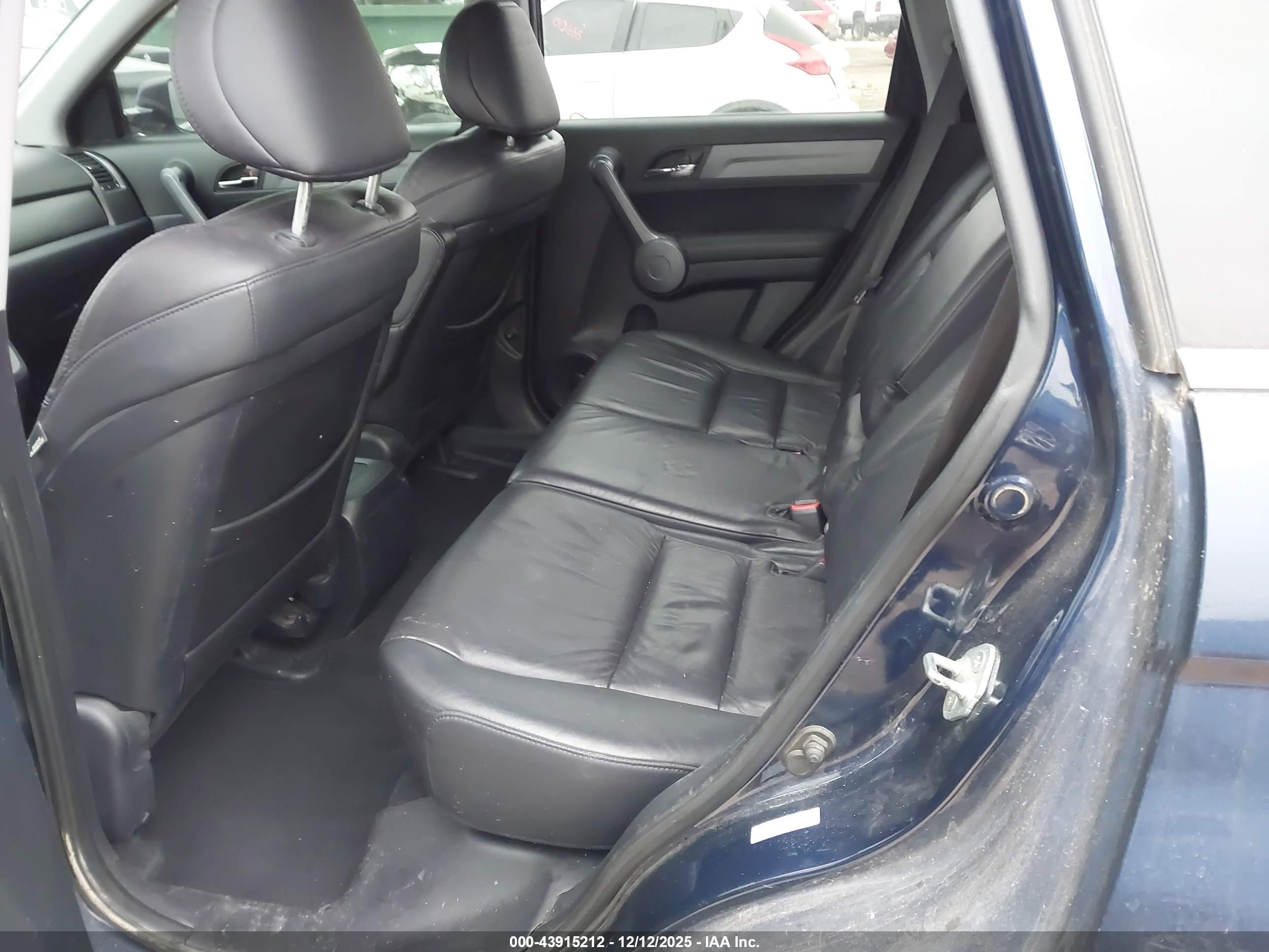 HONDA CR-V image 8
