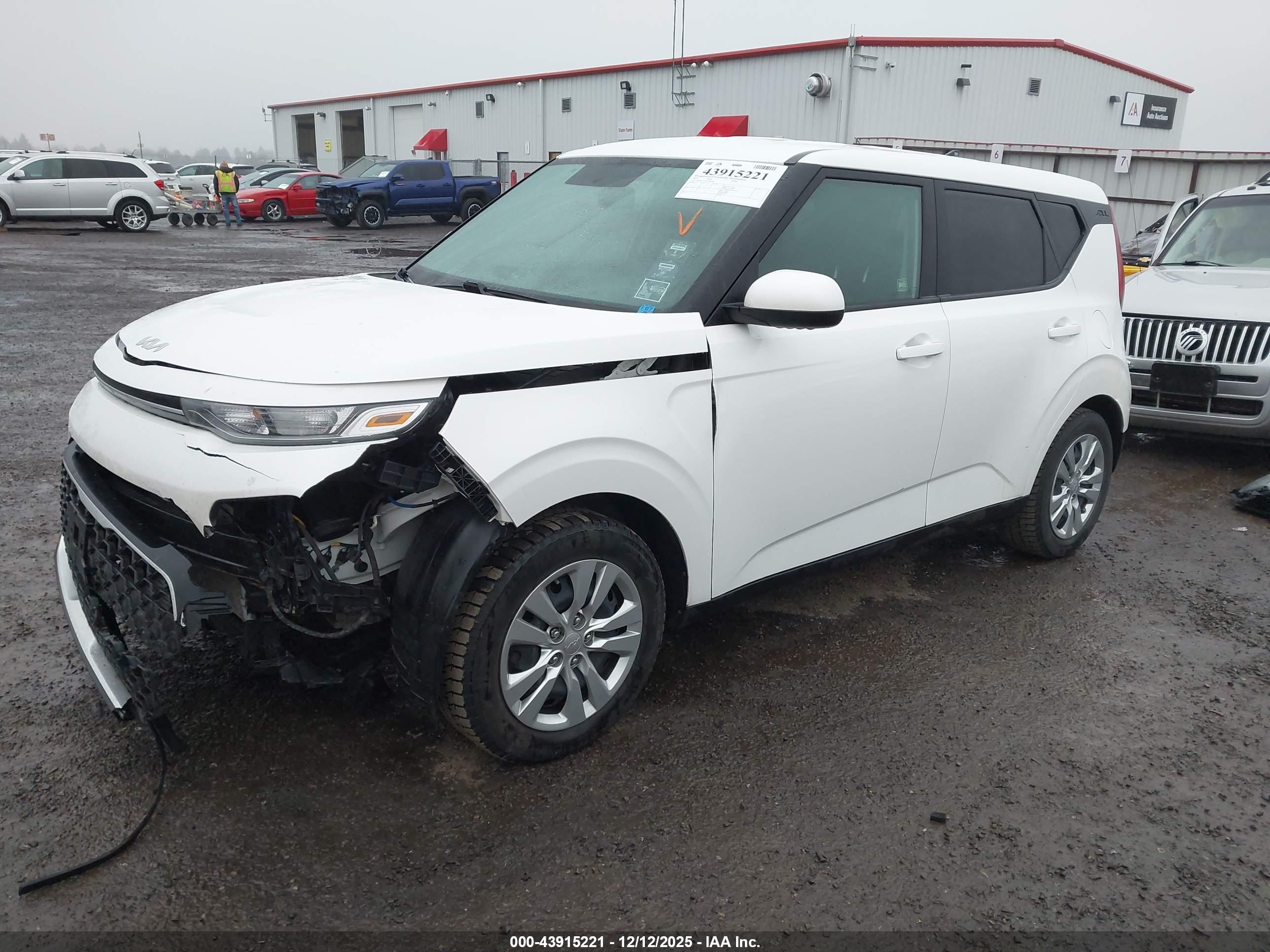 KIA SOUL image 2