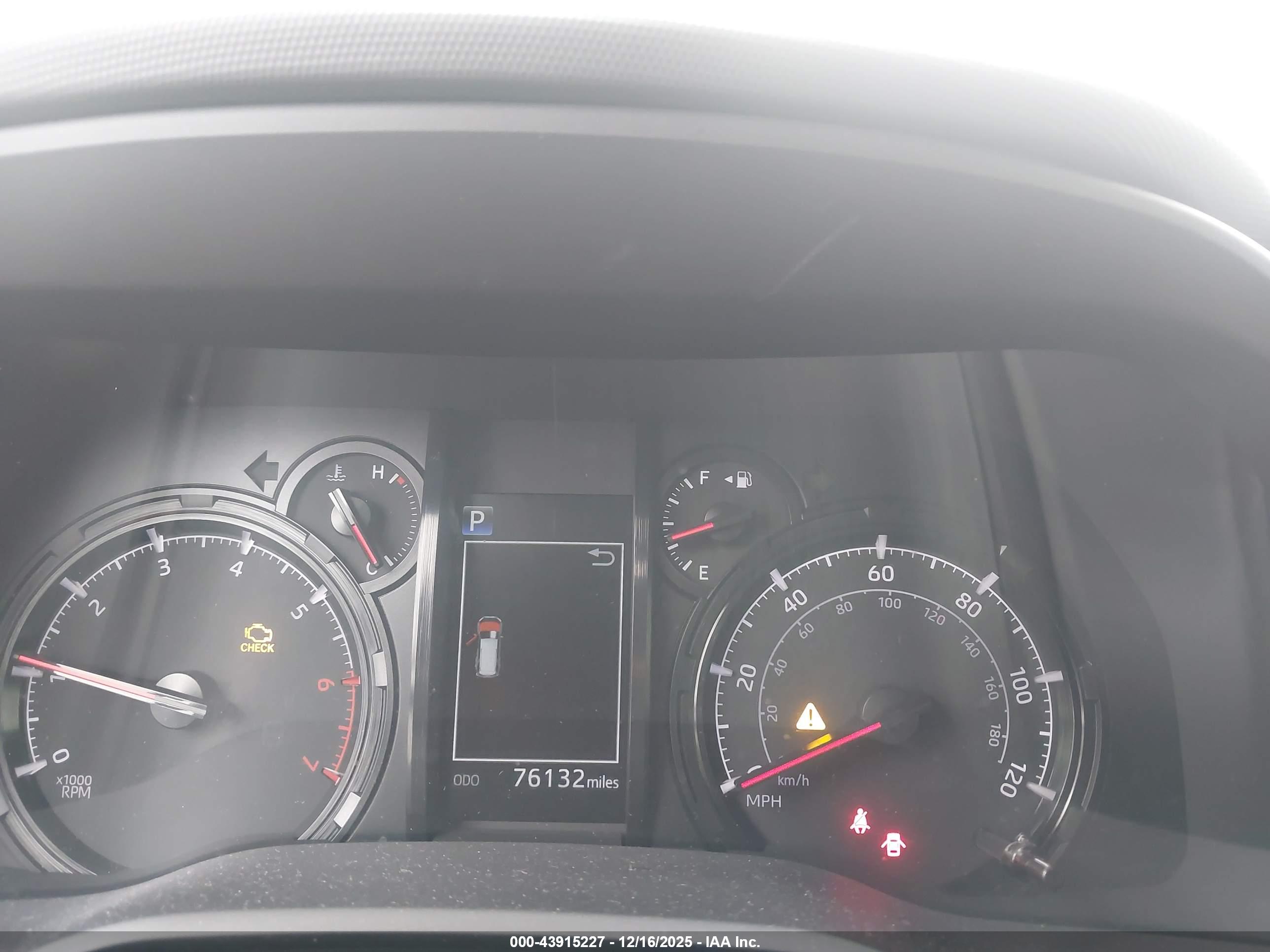TOYOTA 4RUNNER image 7