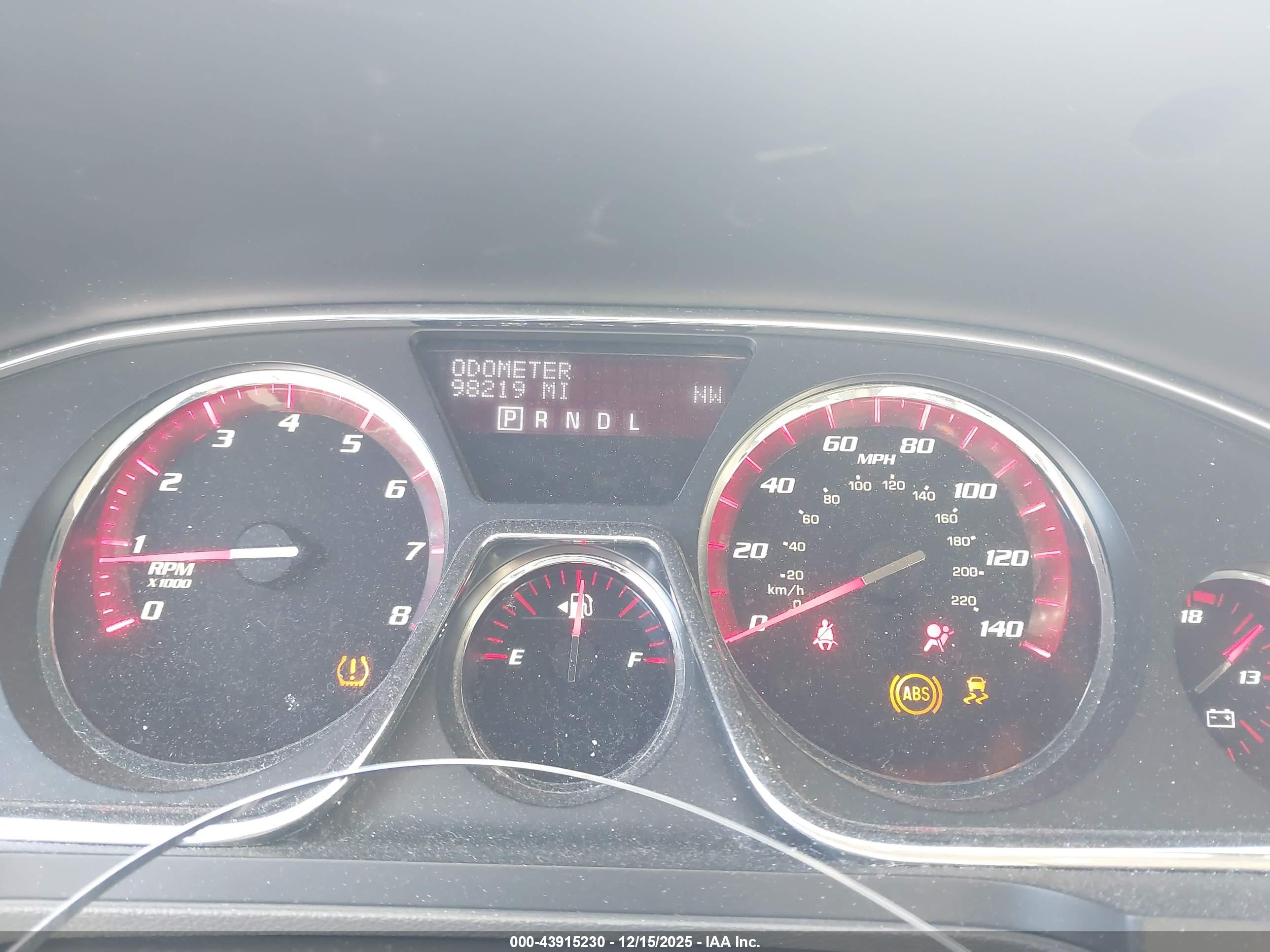 GMC ACADIA image 7