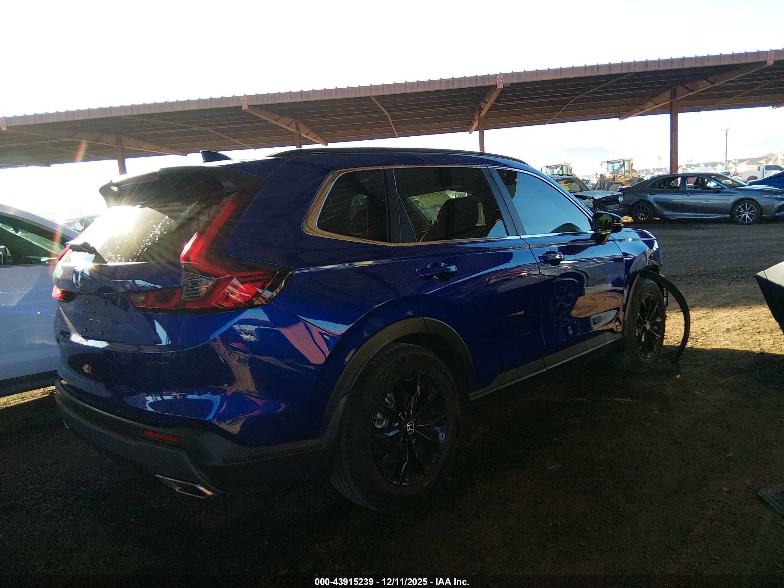 HONDA CR-V image 4