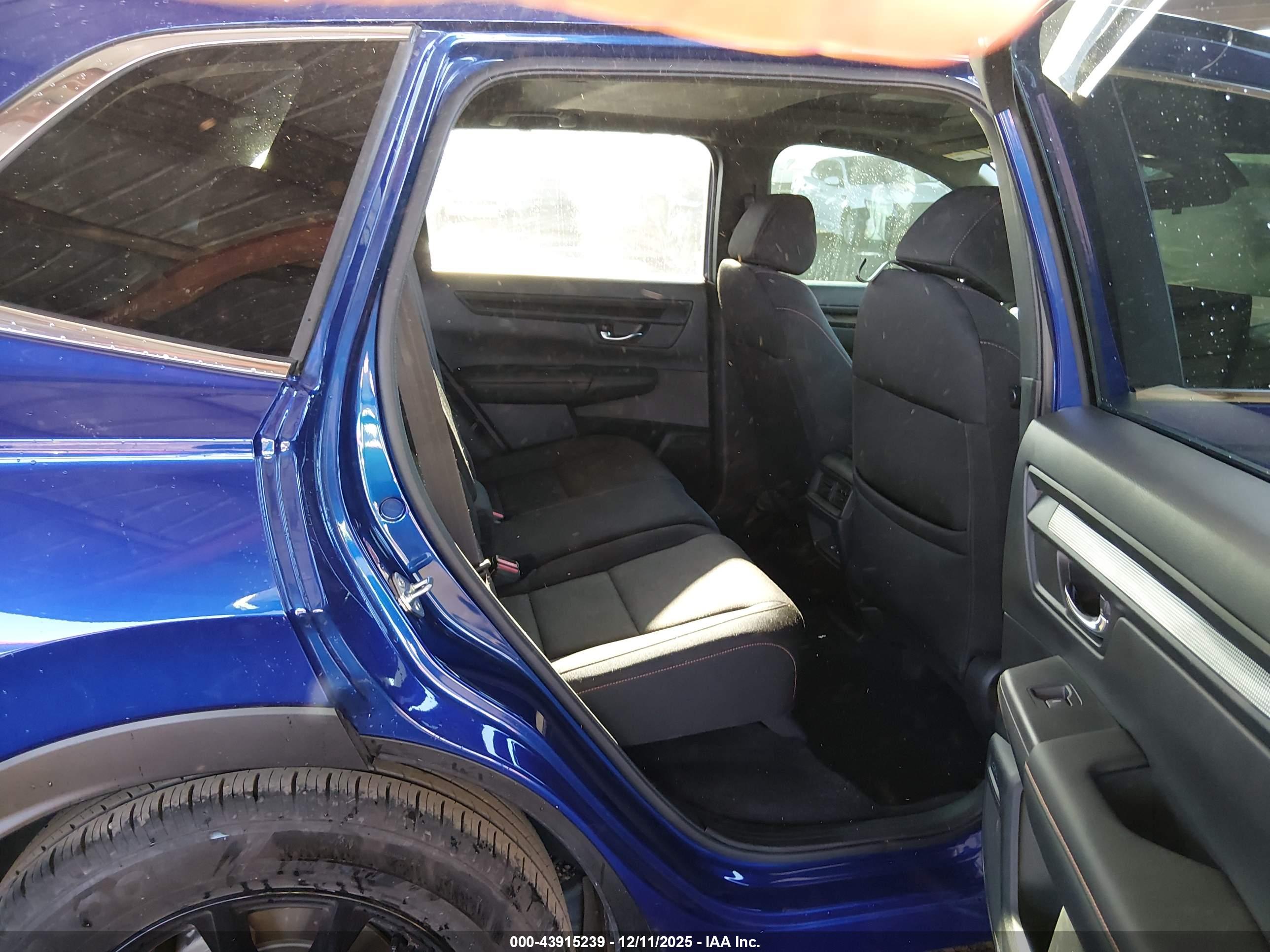 HONDA CR-V image 8
