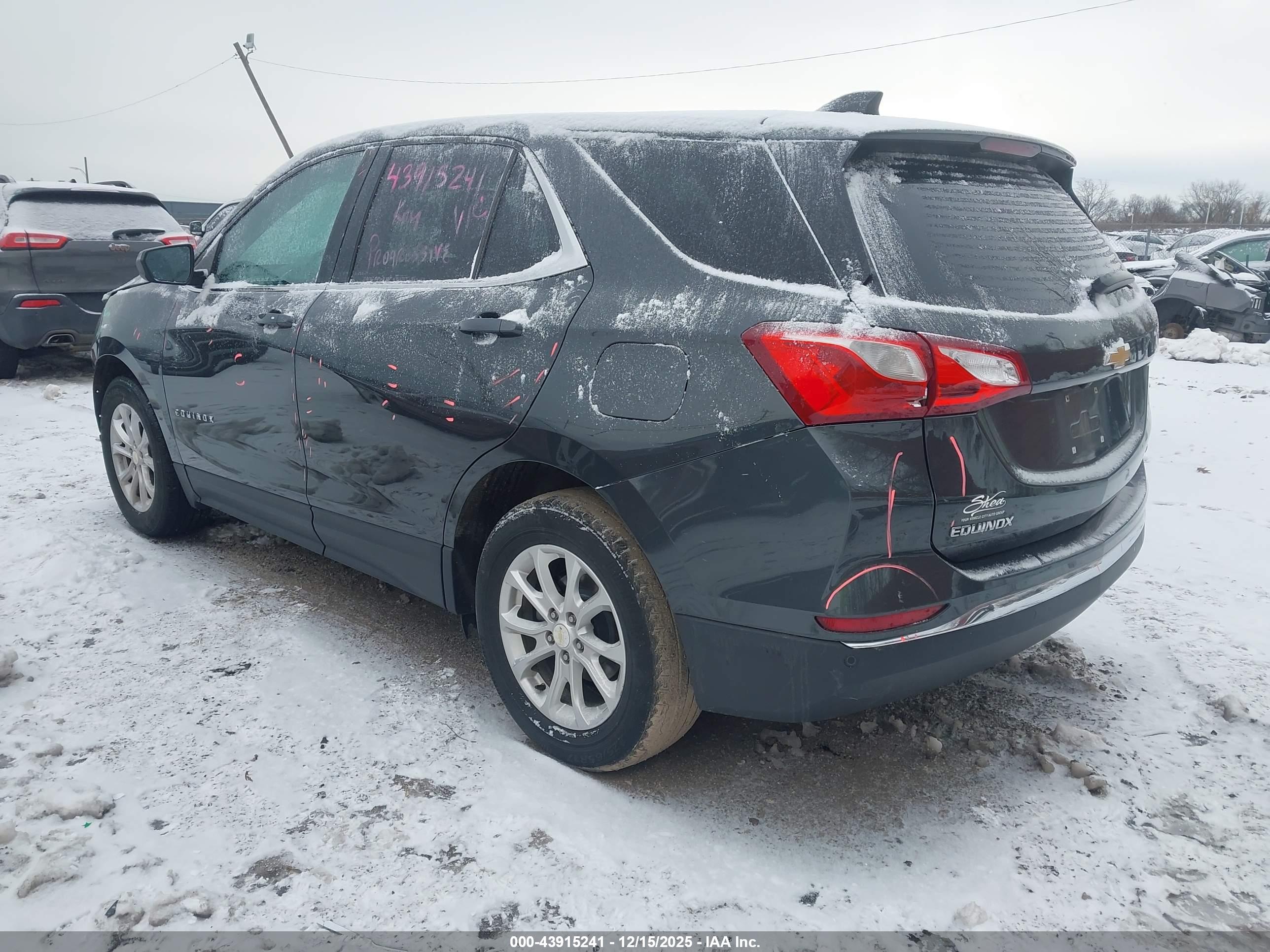 CHEVROLET EQUINOX image 3