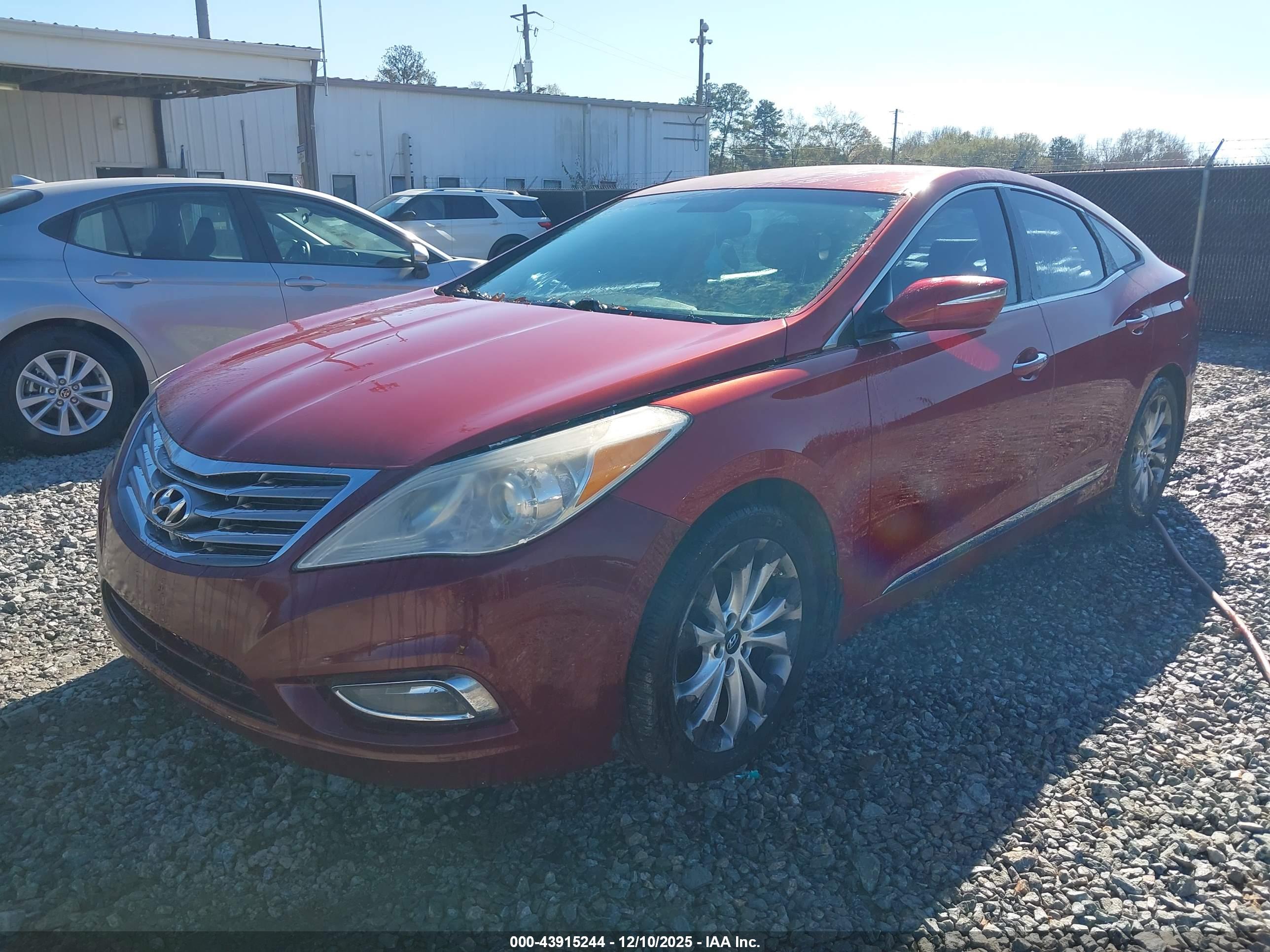 HYUNDAI AZERA image 2