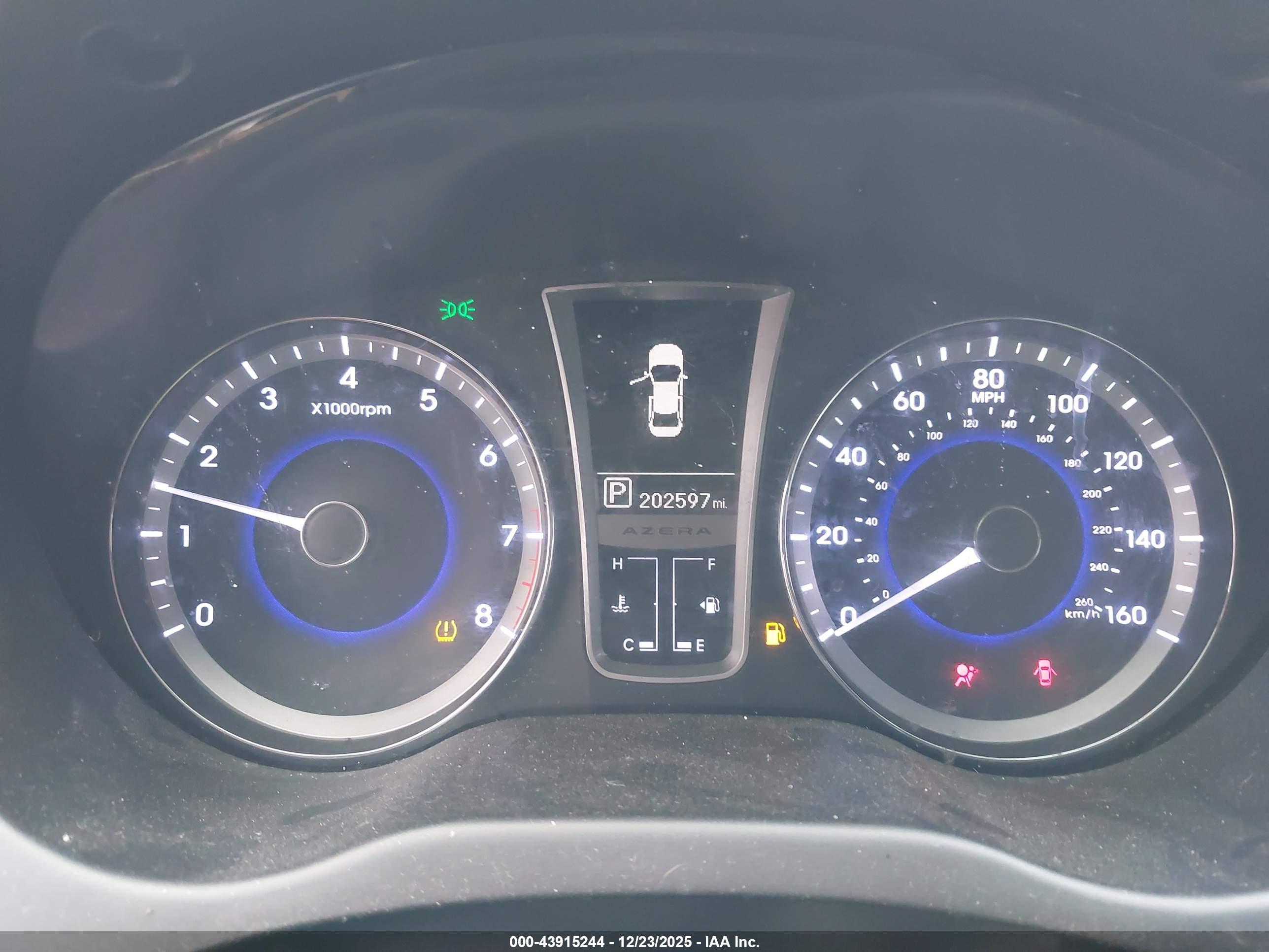HYUNDAI AZERA image 7