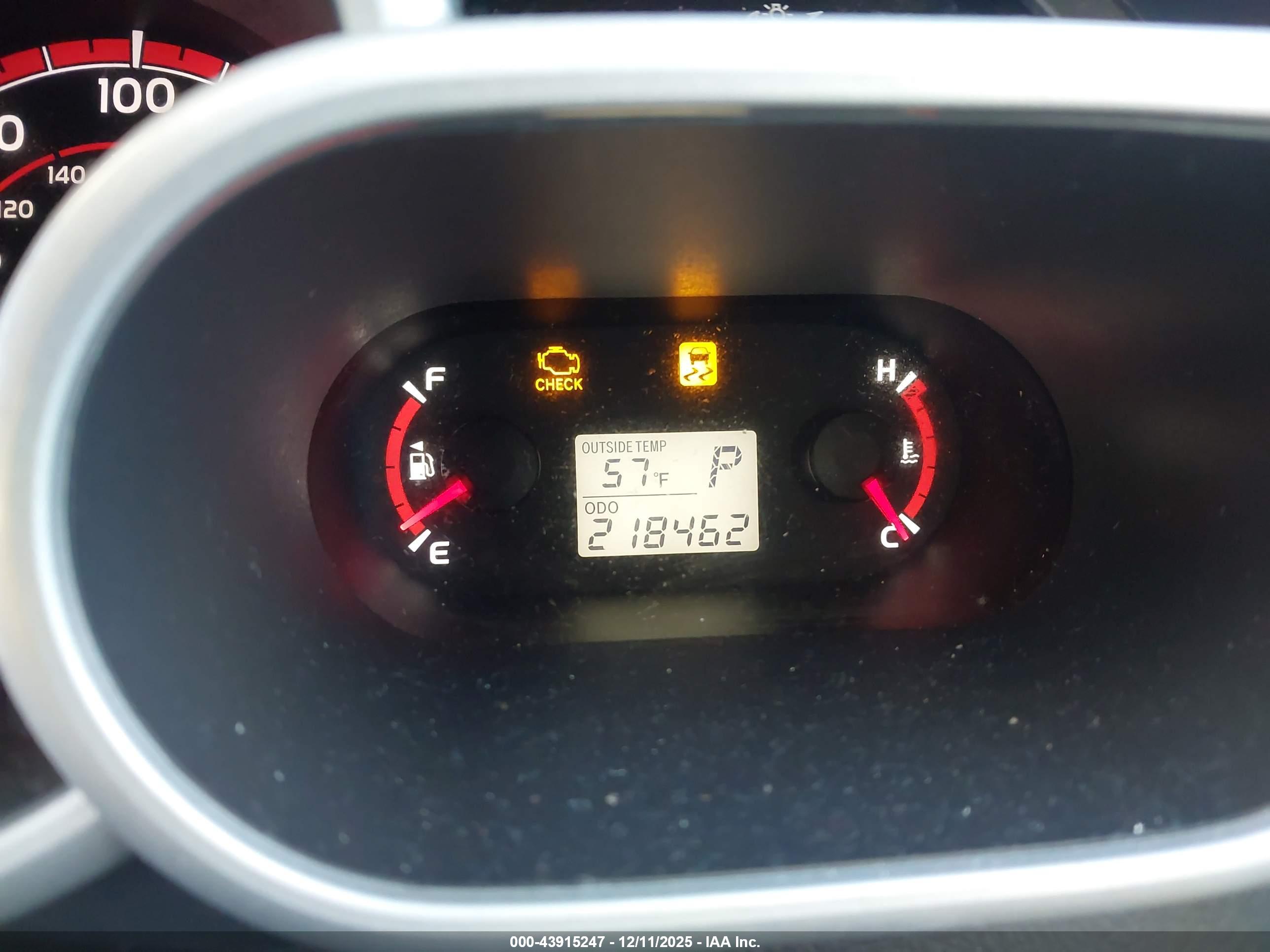 TOYOTA MATRIX image 7