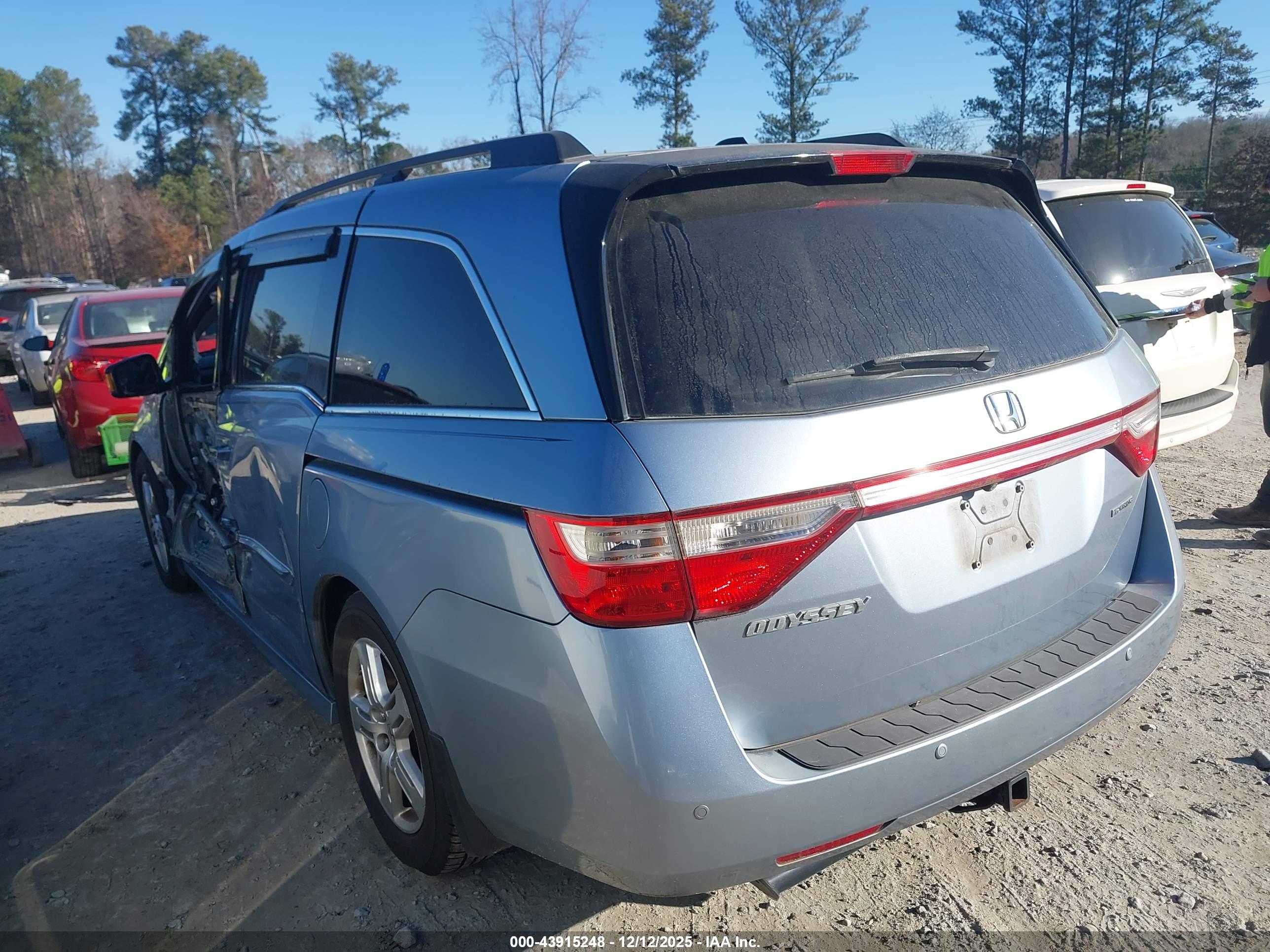 HONDA ODYSSEY image 3