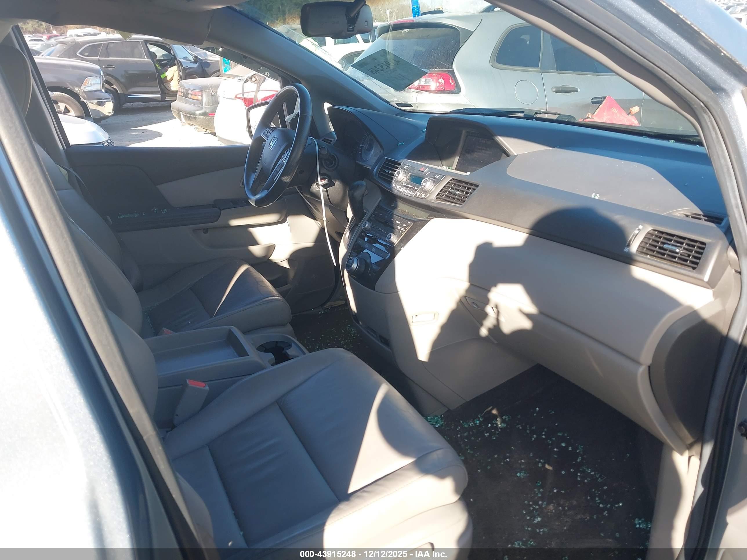 HONDA ODYSSEY image 5