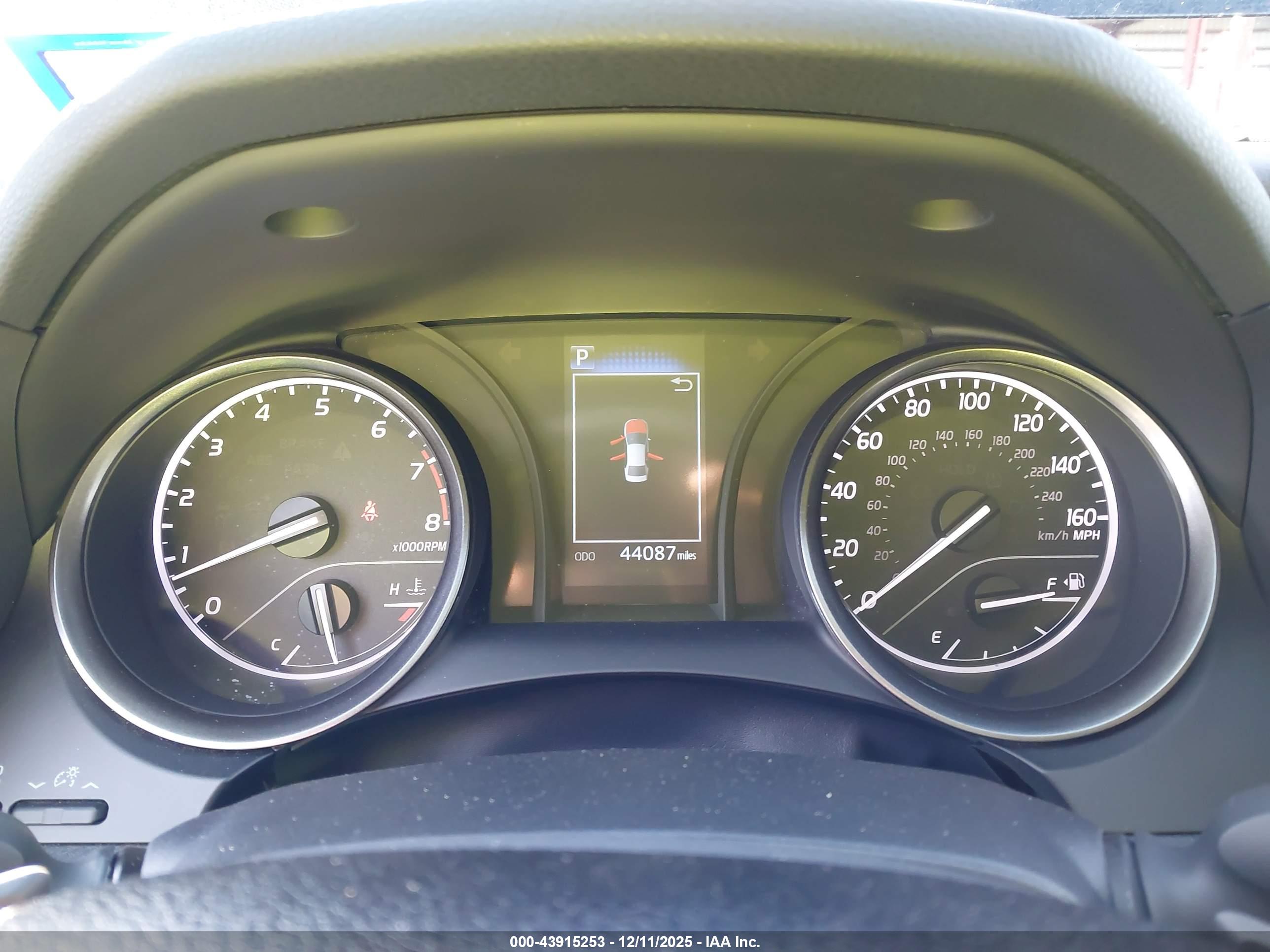TOYOTA CAMRY image 7