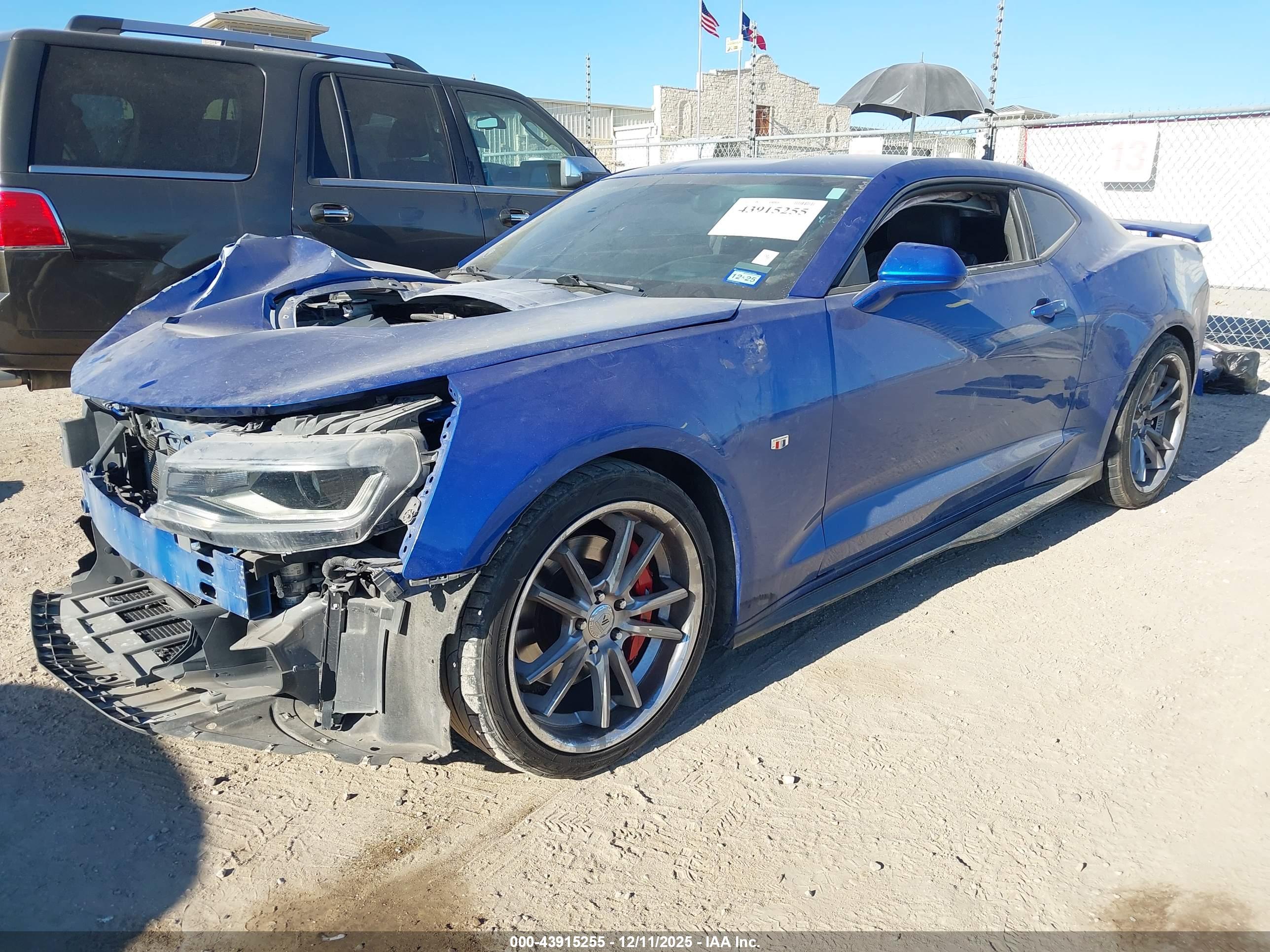 CHEVROLET CAMARO image 2