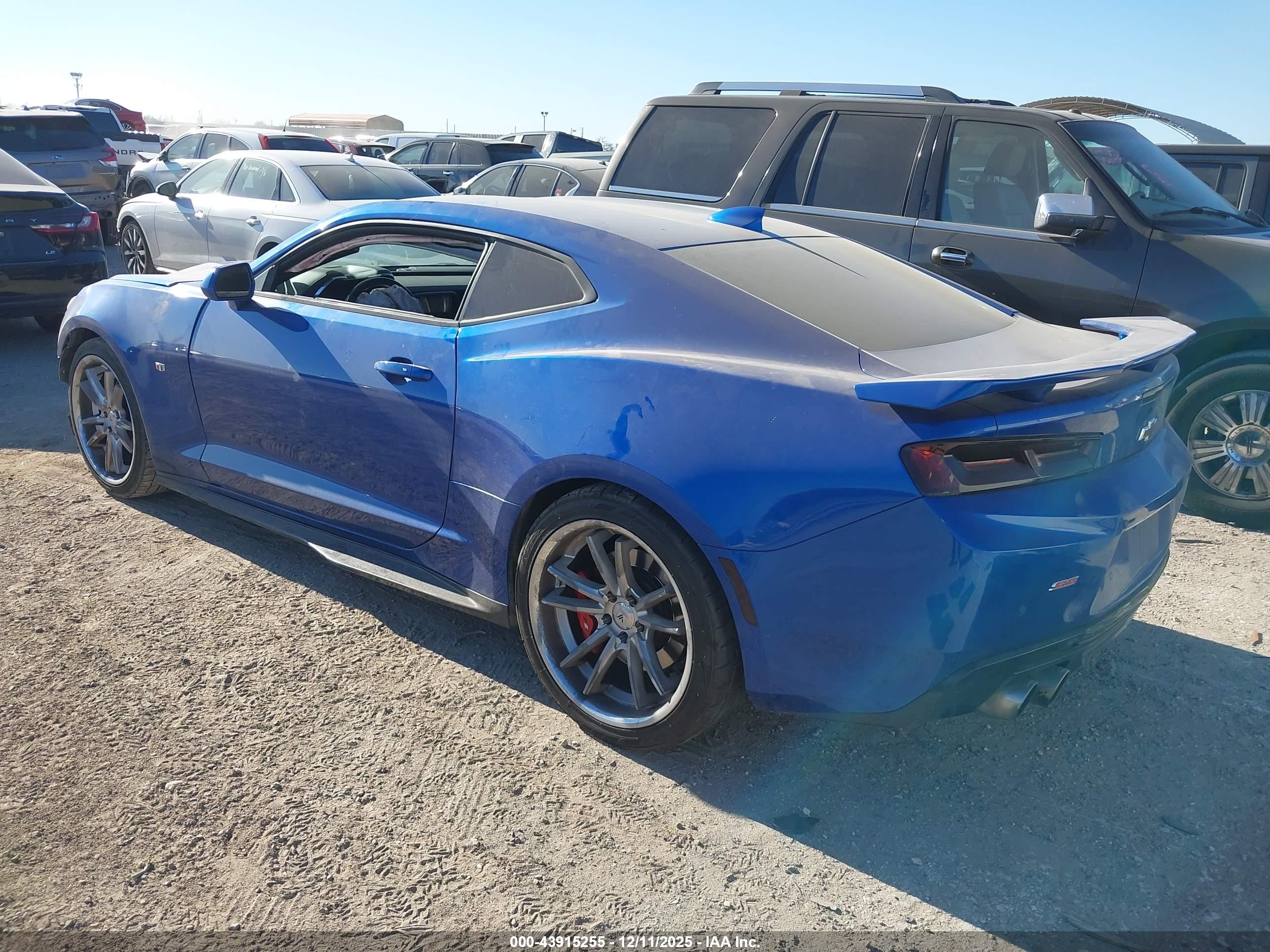 CHEVROLET CAMARO image 3
