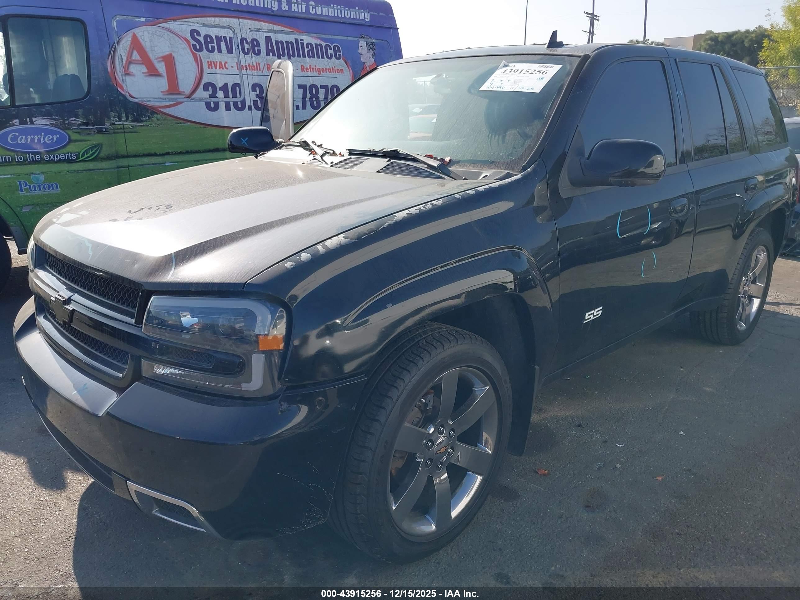 CHEVROLET TRAILBLAZER image 6