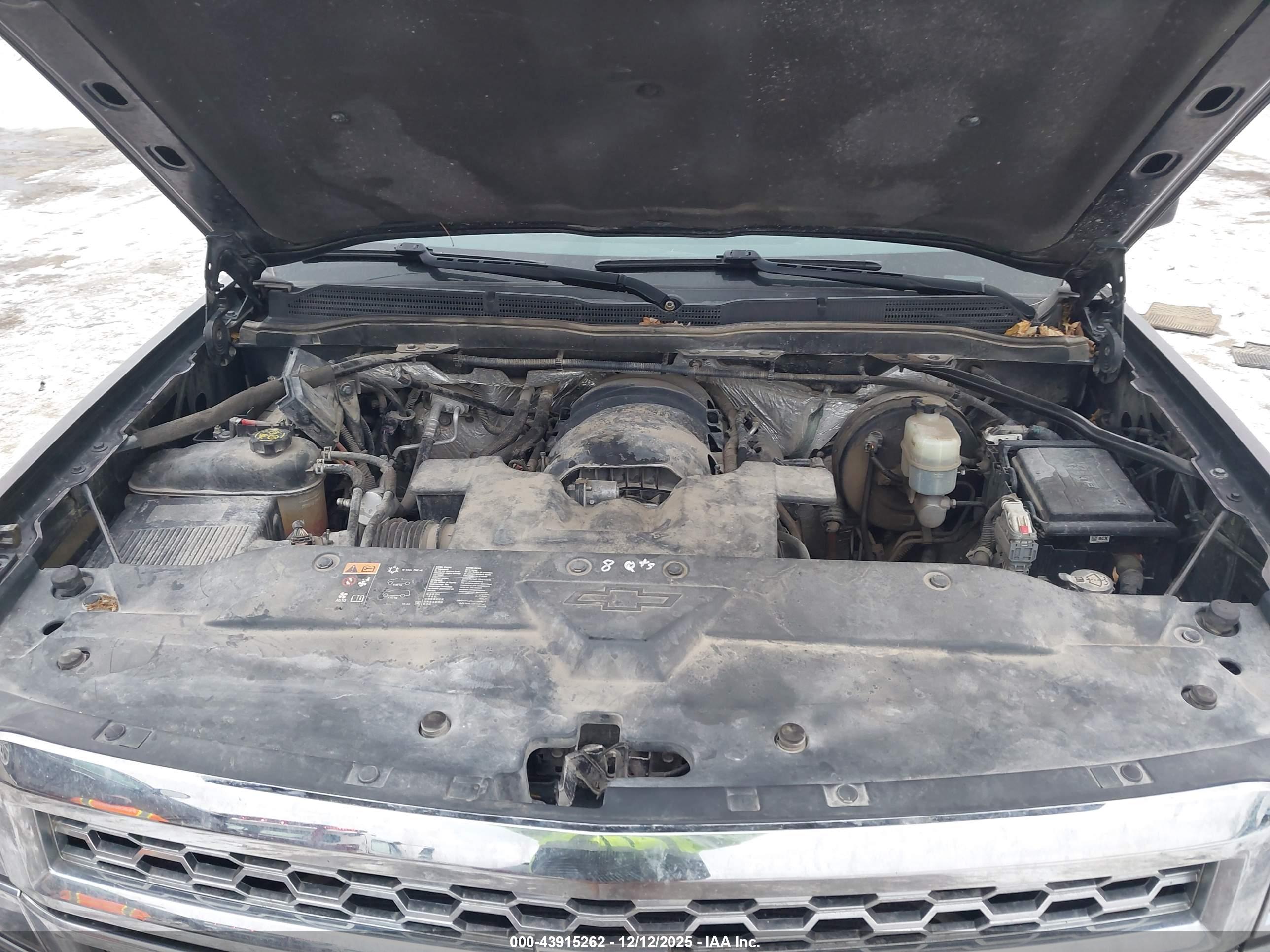 CHEVROLET SILVERADO image 10