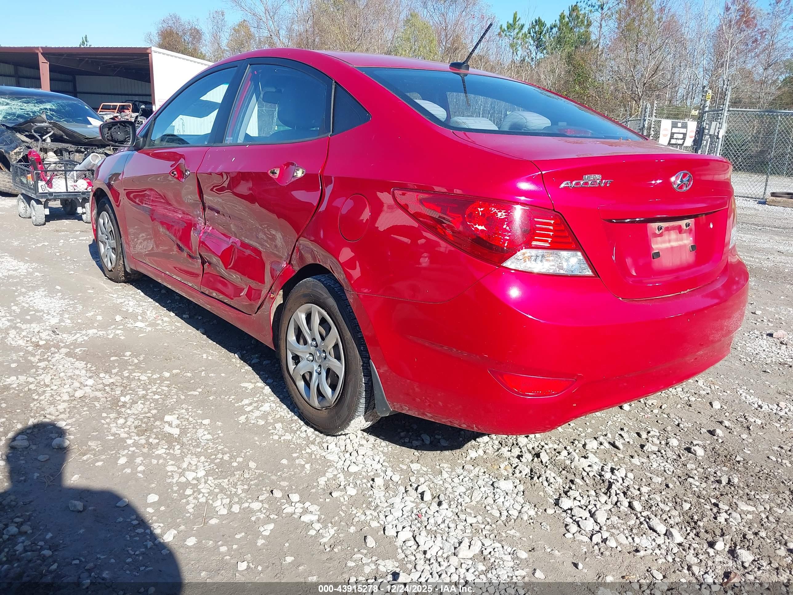 HYUNDAI ACCENT image 3