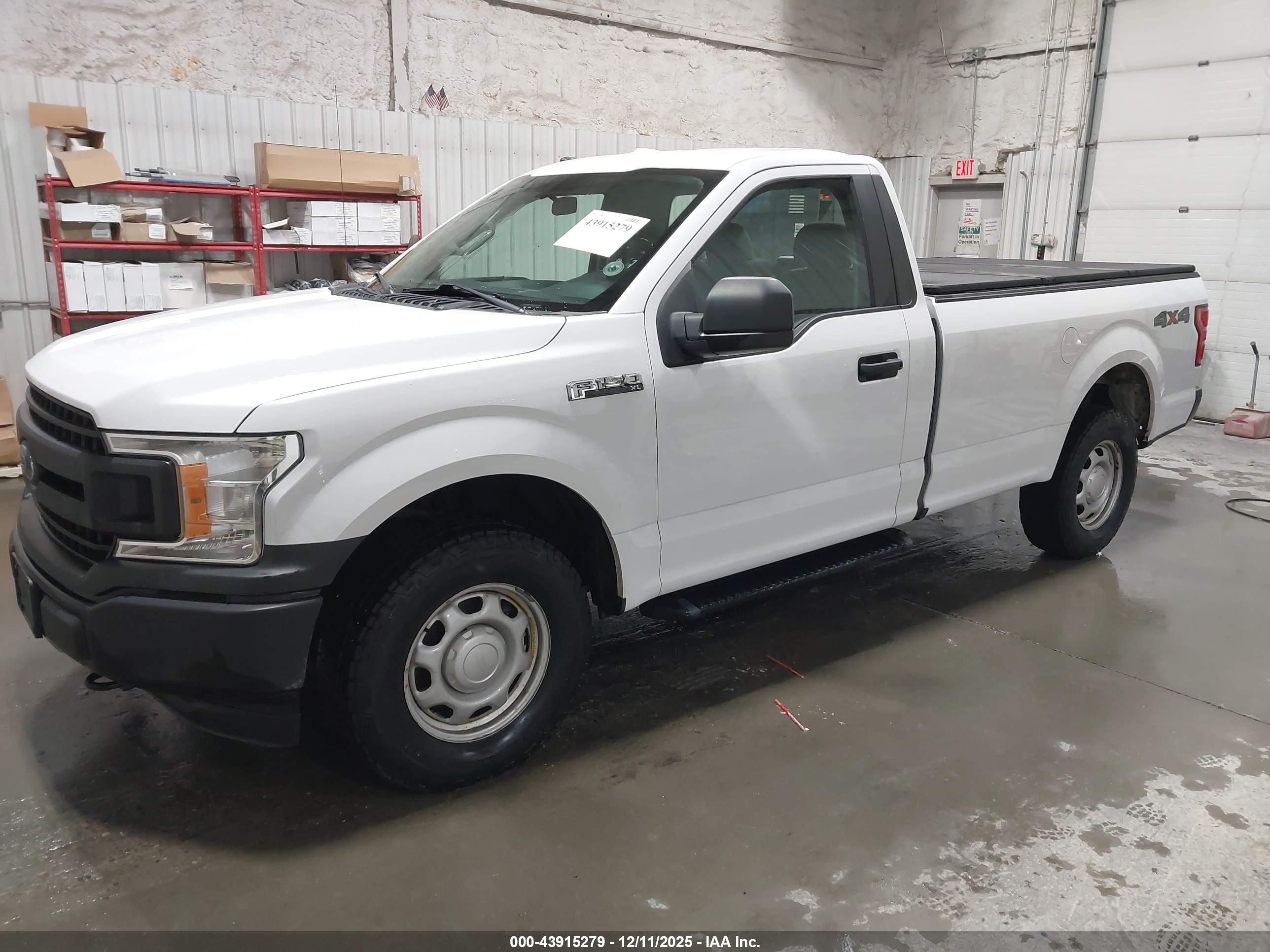 FORD F-150 image 2