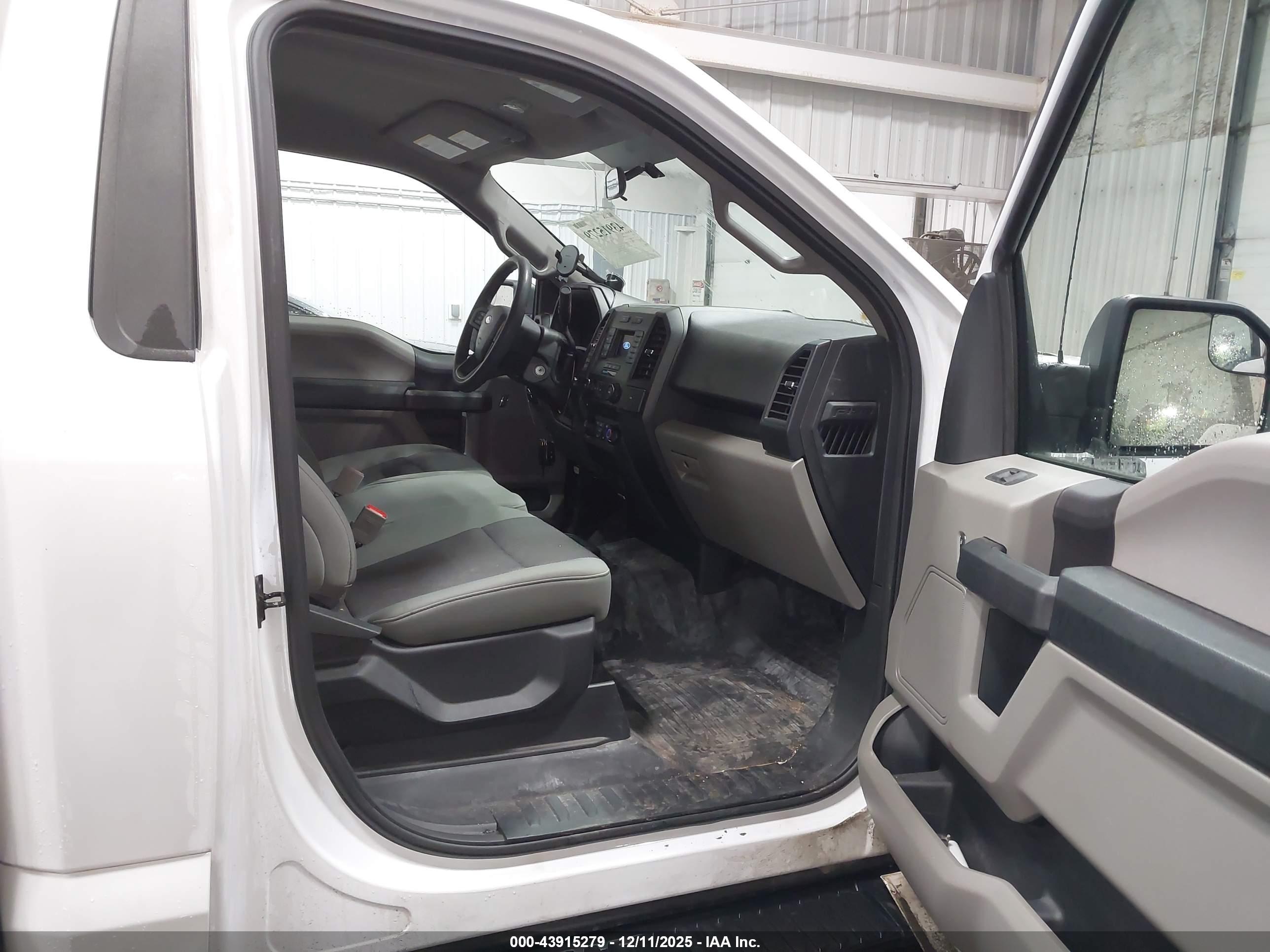FORD F-150 image 5