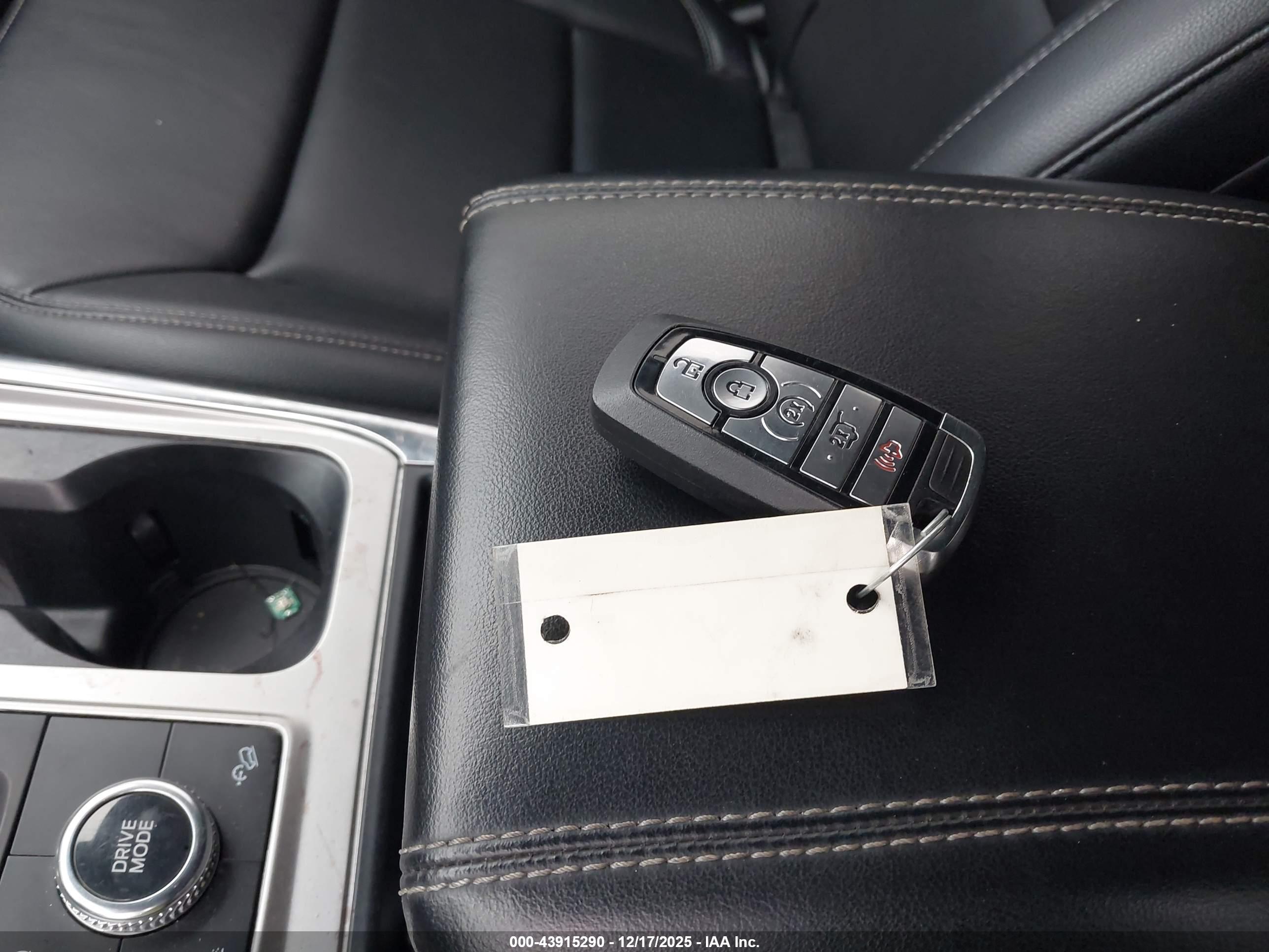 FORD EXPLORER image 11