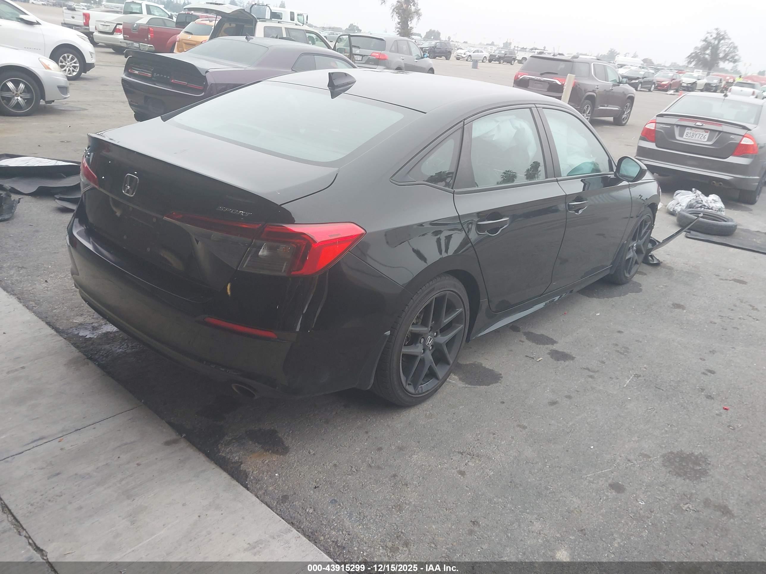 HONDA CIVIC image 4