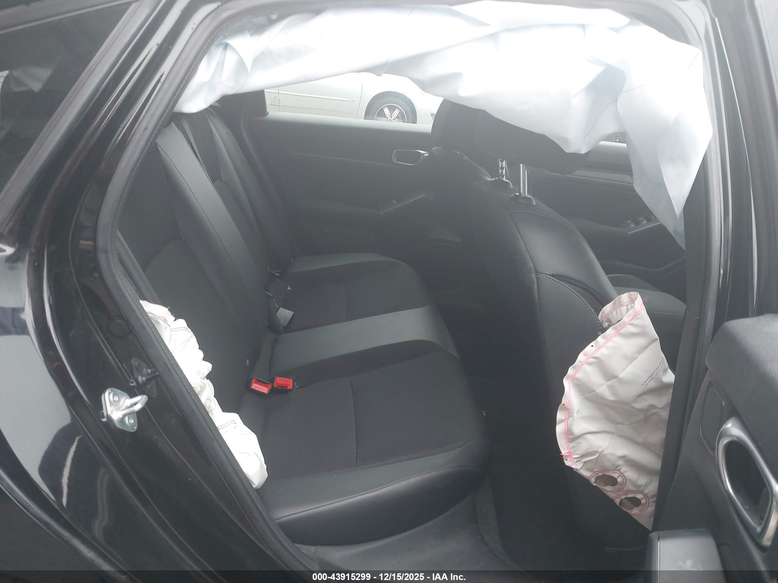 HONDA CIVIC image 8