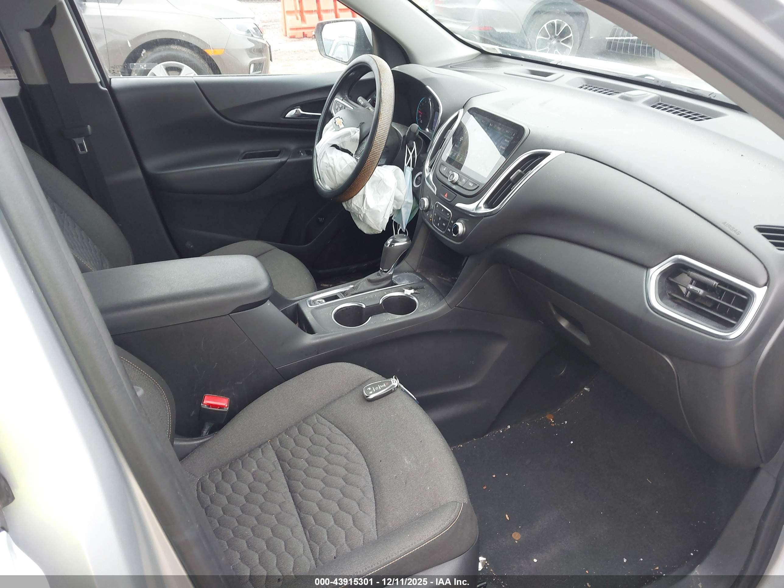 CHEVROLET EQUINOX image 5