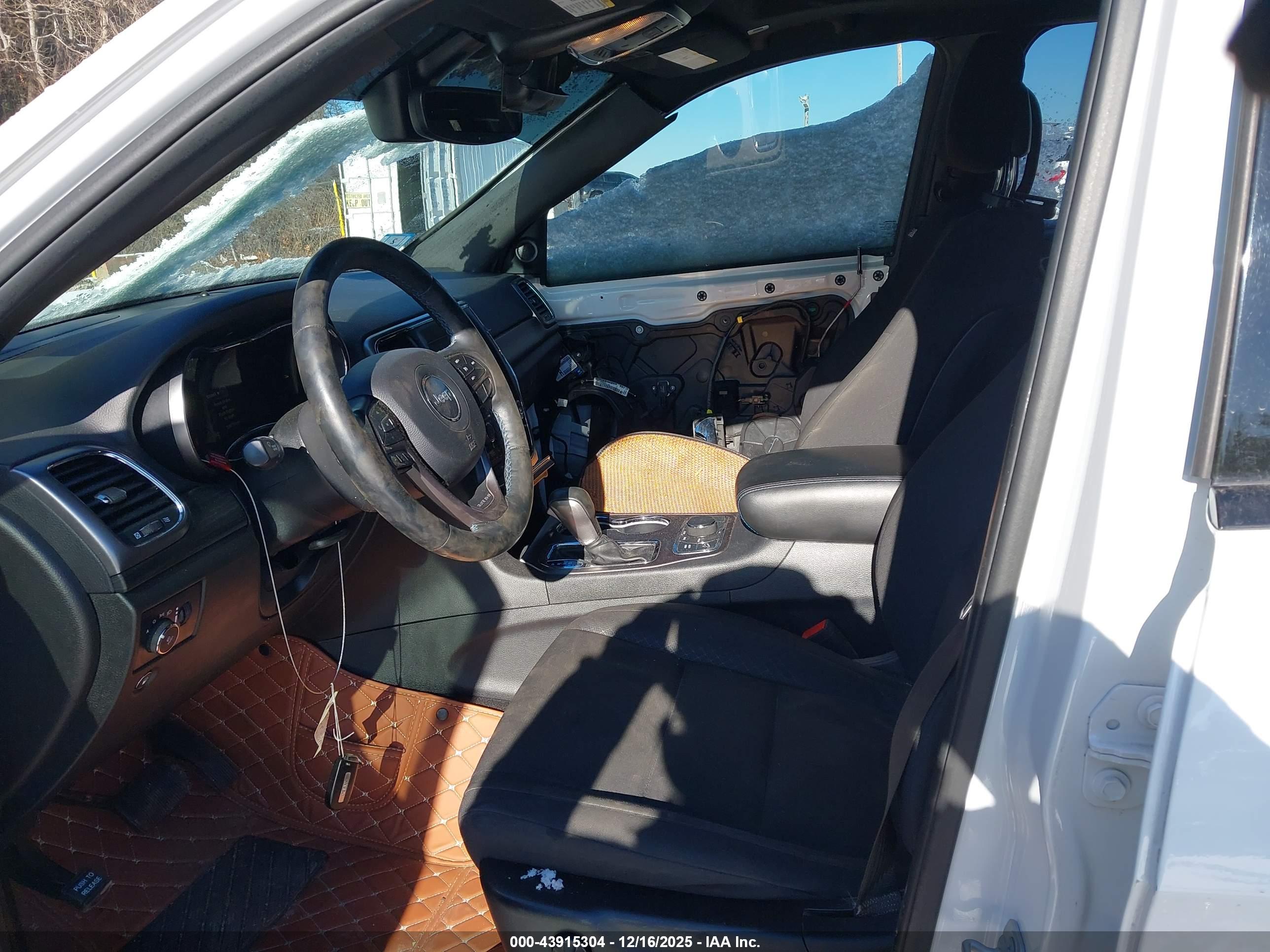 JEEP GRAND image 5