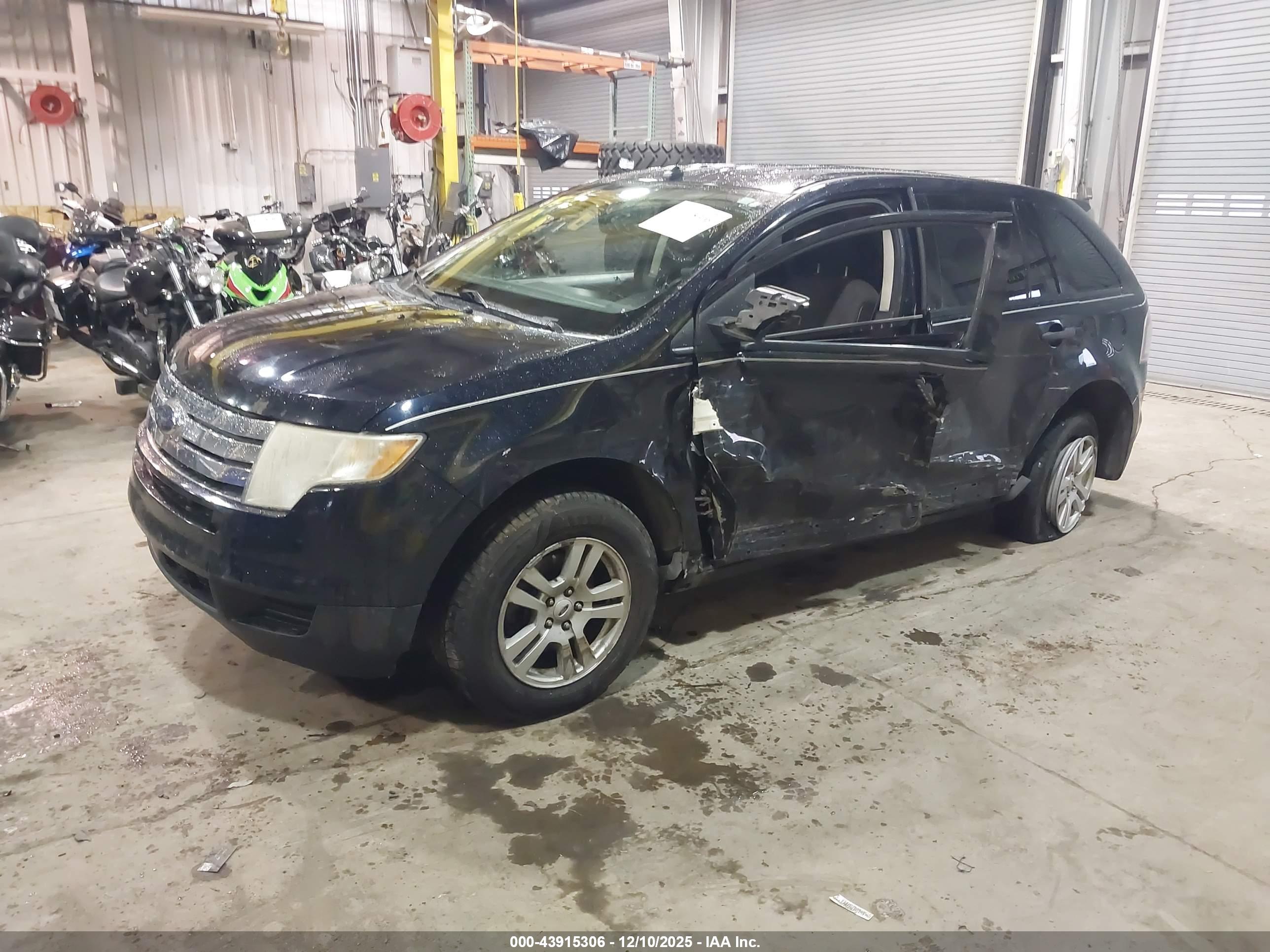 FORD EDGE image 2