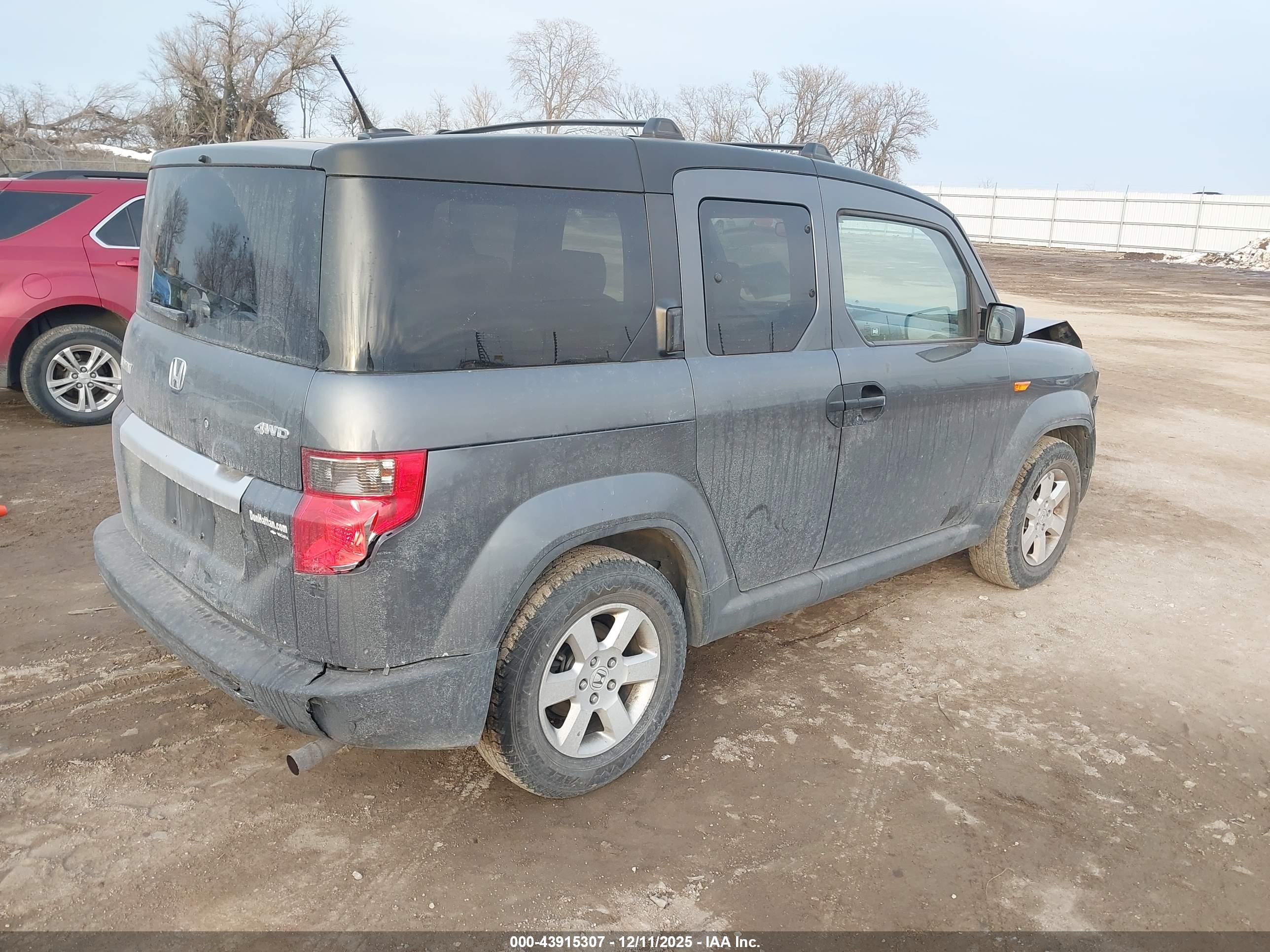 HONDA ELEMENT image 4