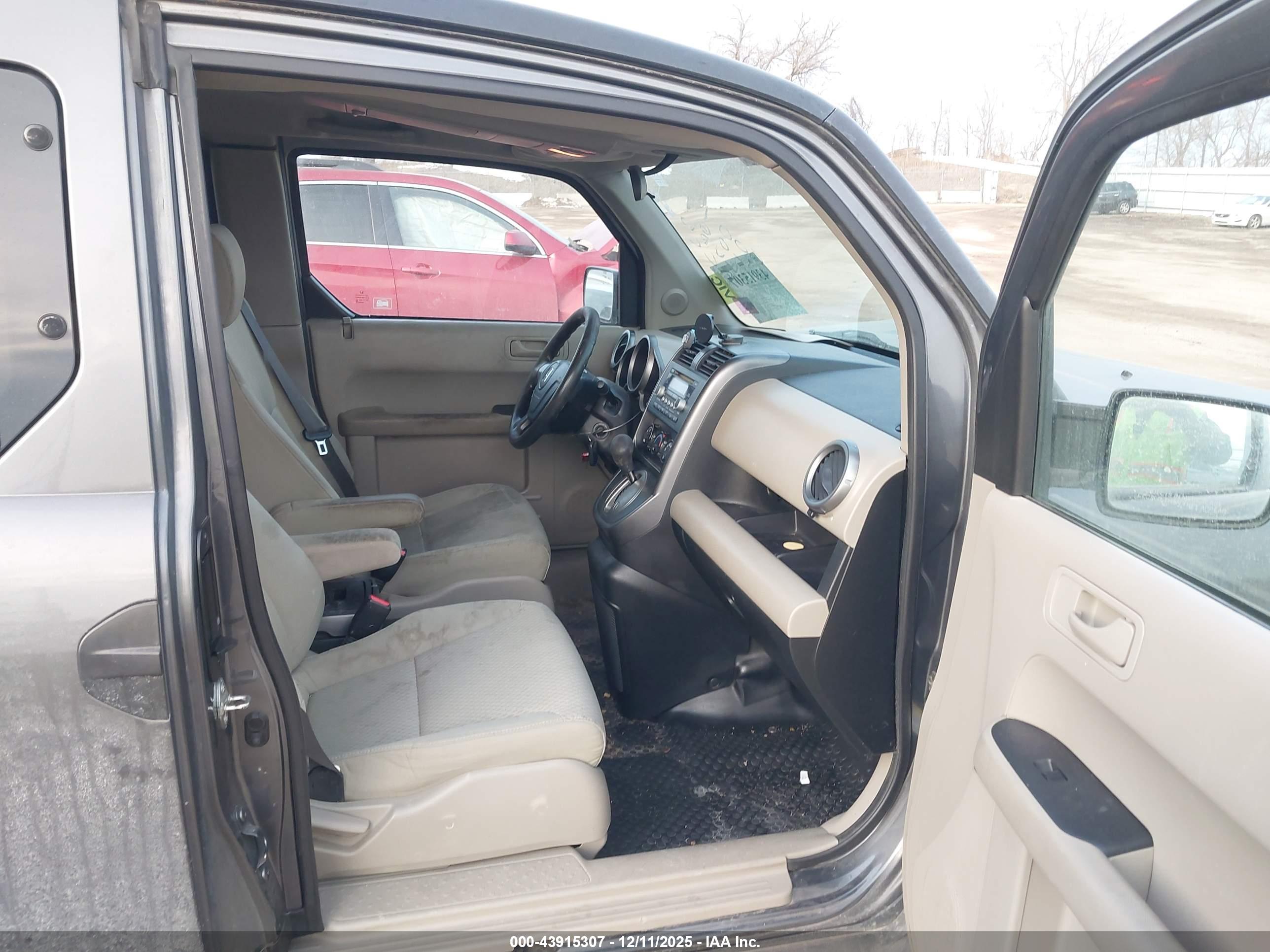 HONDA ELEMENT image 5