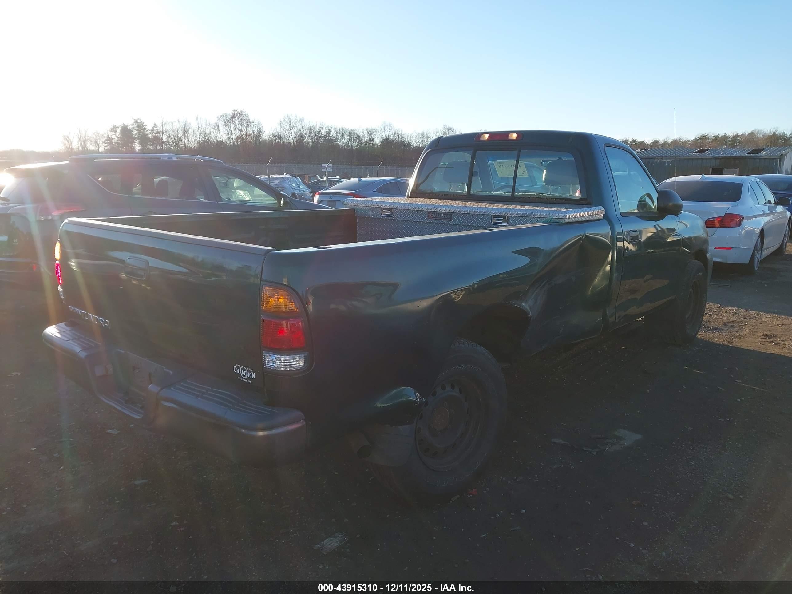 TOYOTA TUNDRA image 4