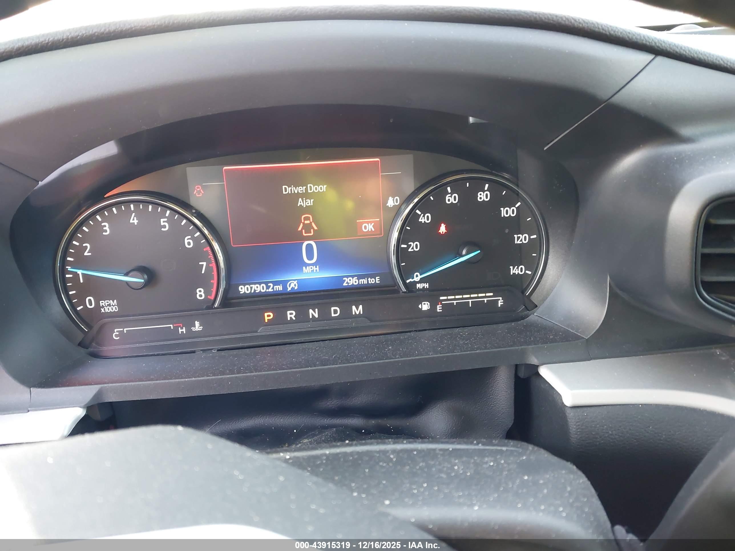 FORD EXPLORER image 7