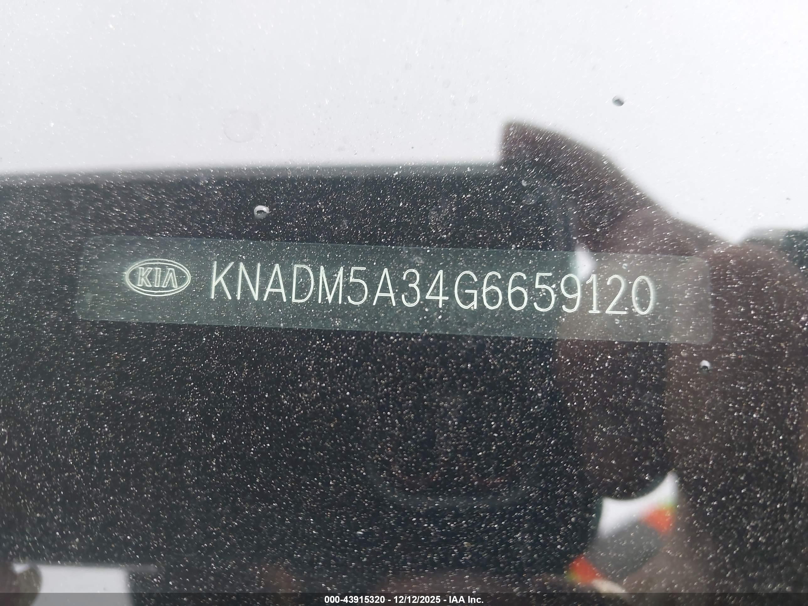 KIA RIO image 9