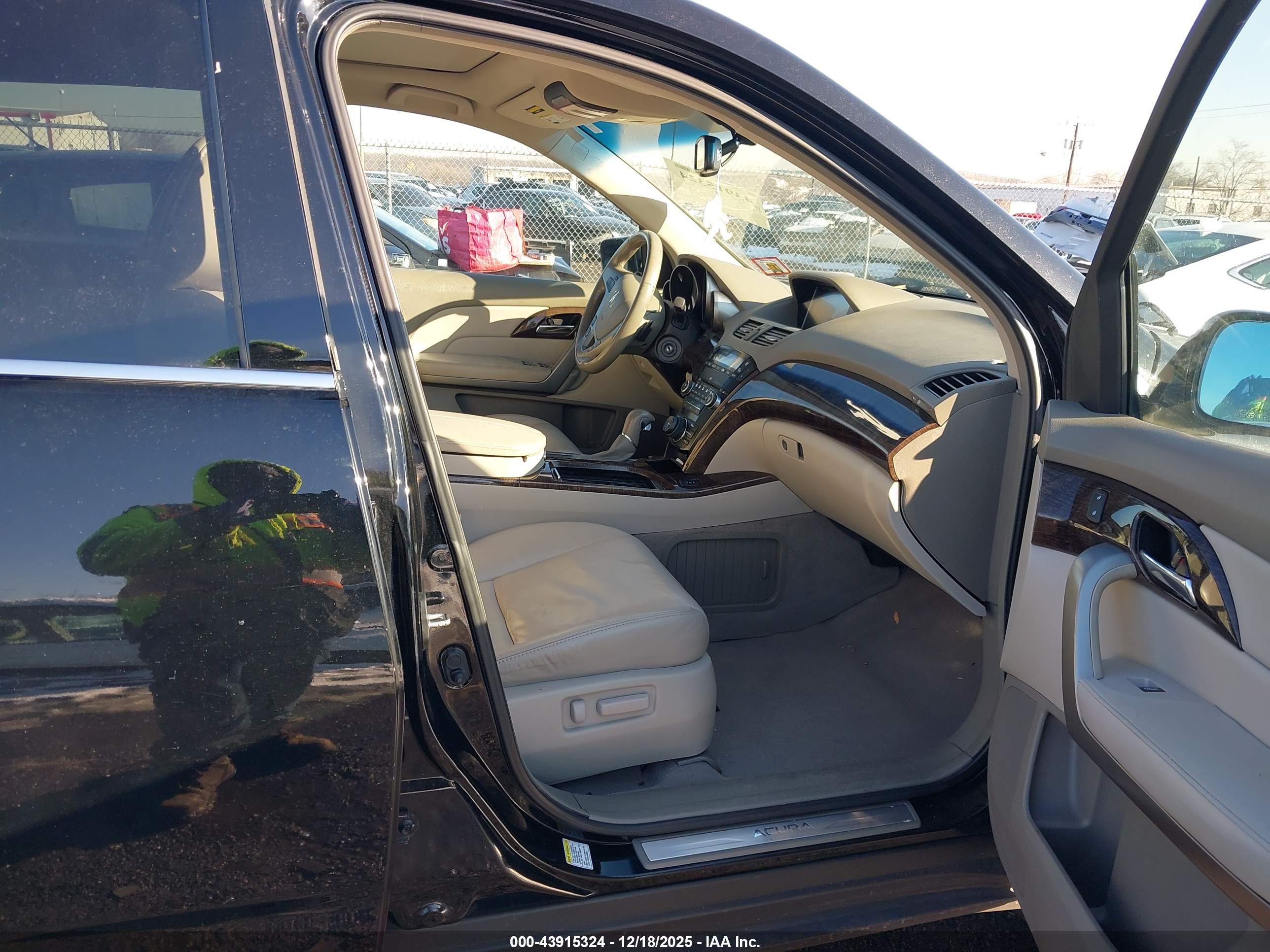 ACURA MDX image 5