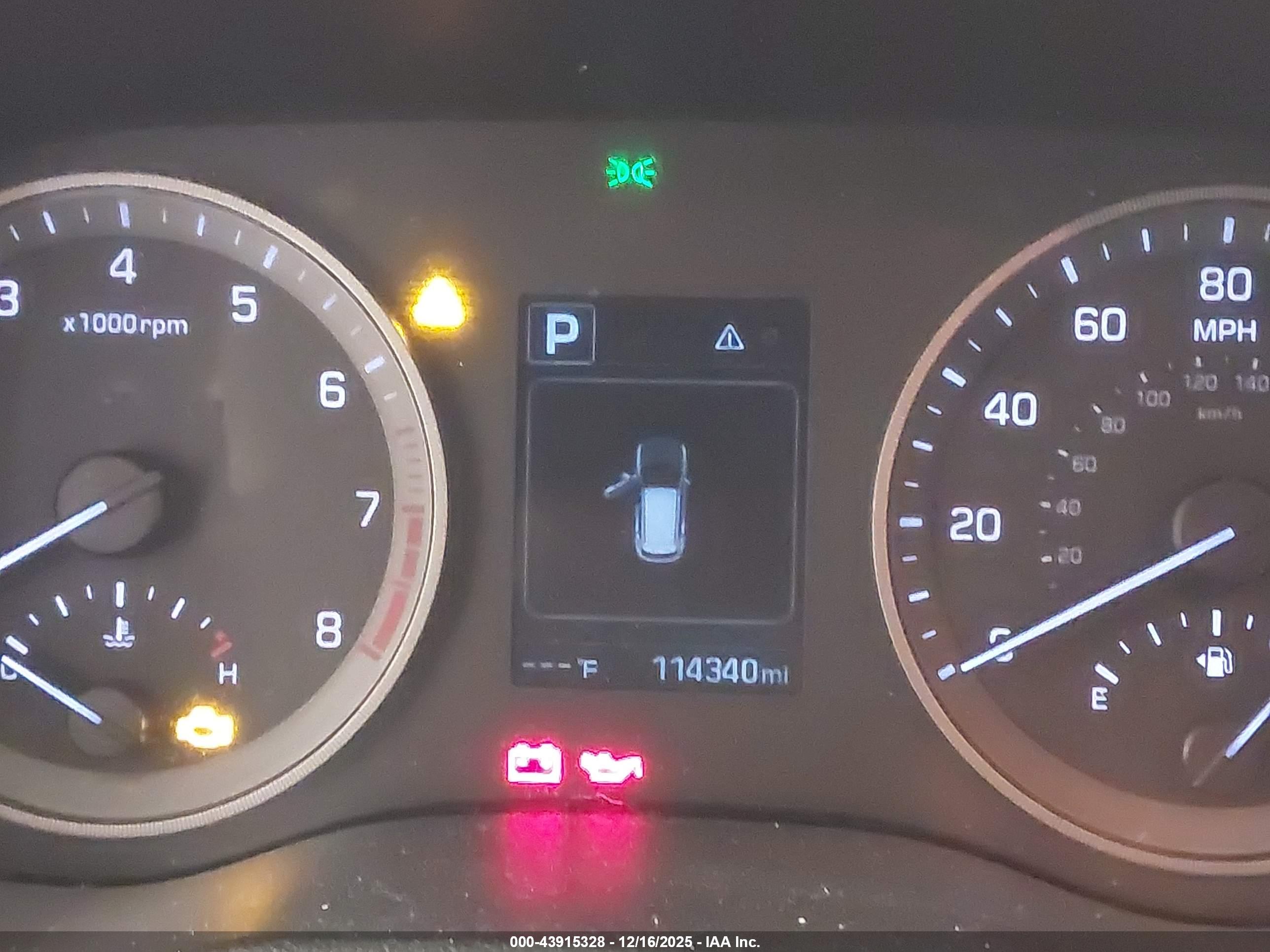 HYUNDAI TUCSON image 7