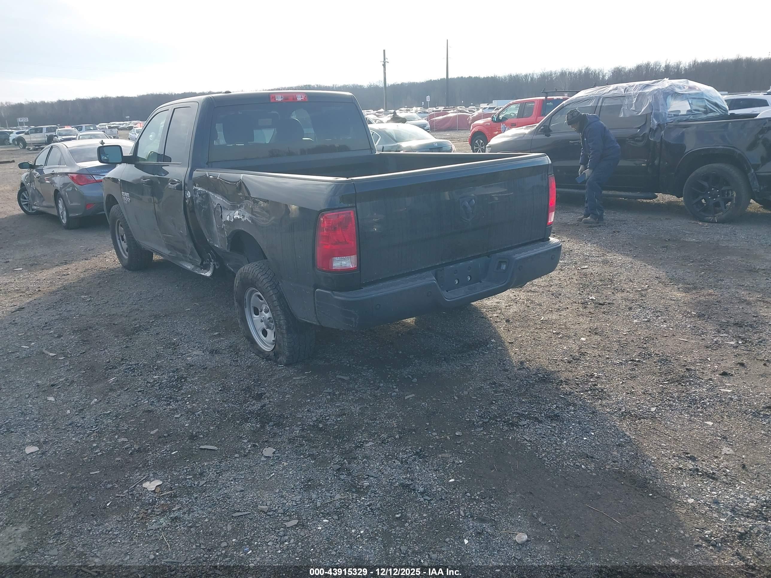 RAM 1500 image 3
