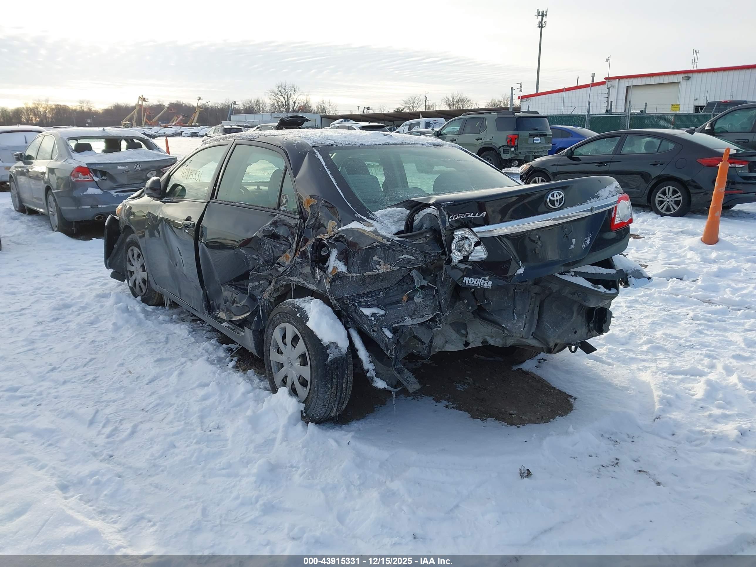 TOYOTA COROLLA image 6
